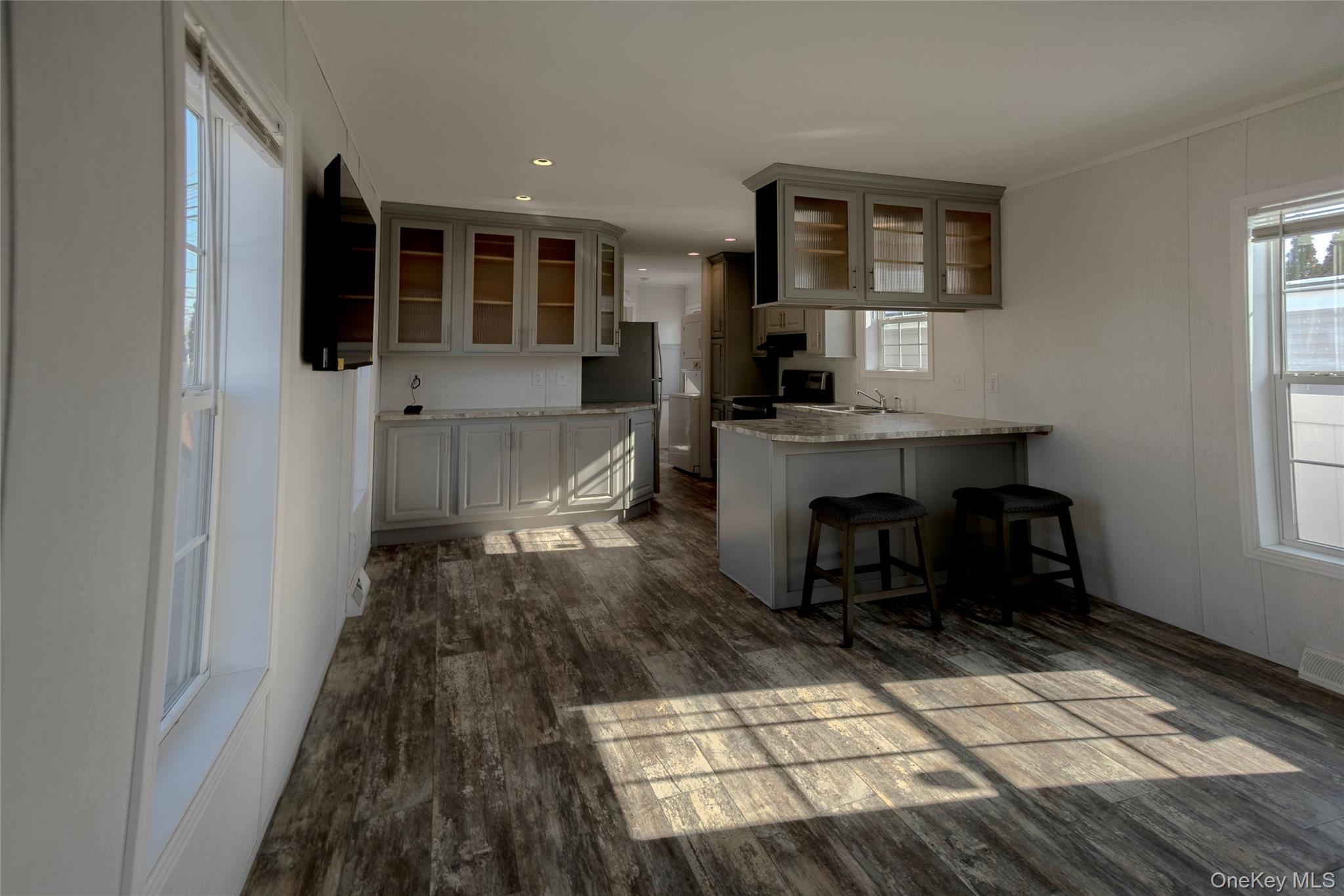 150 Main Street Unit: 1A