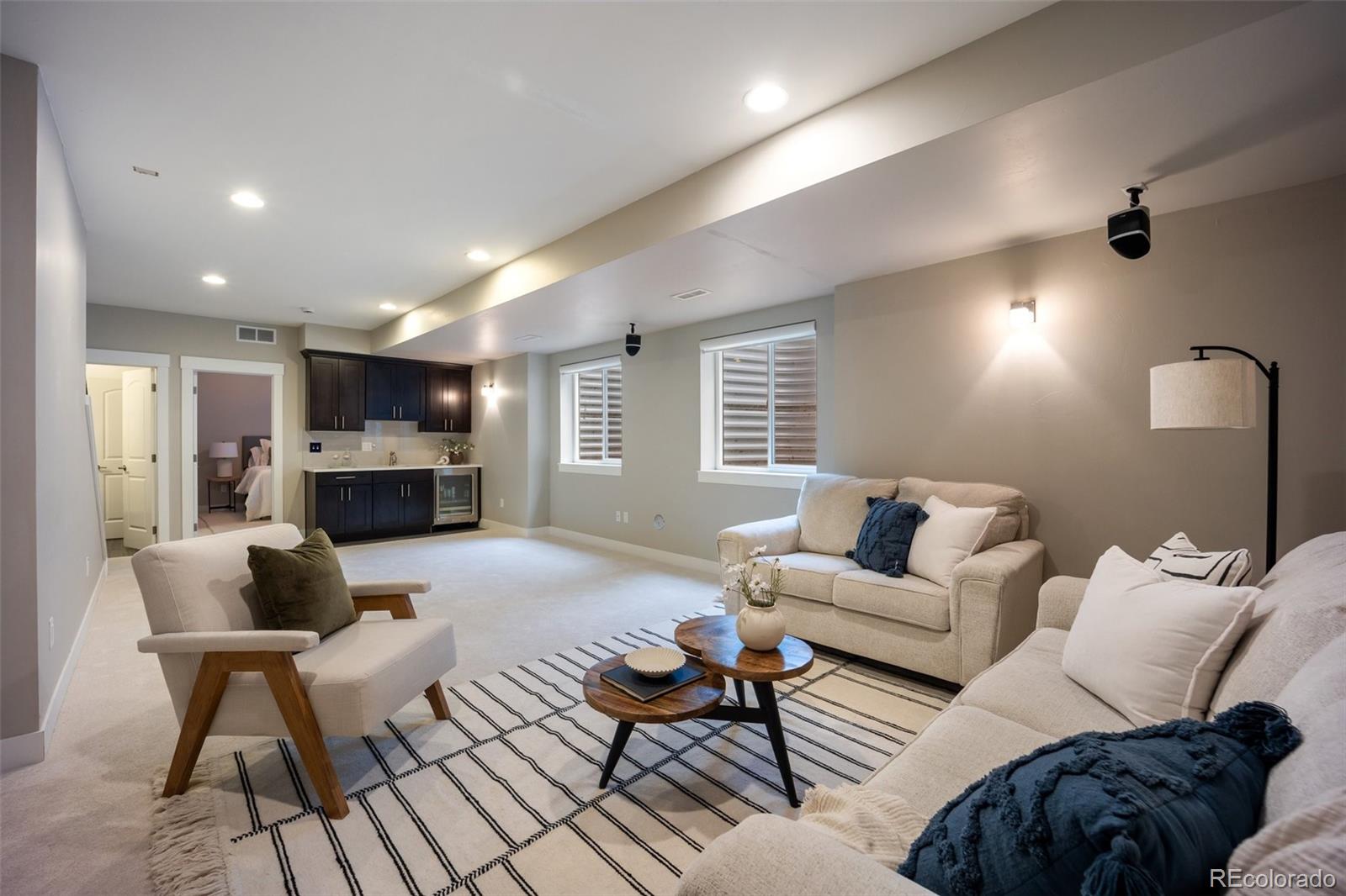 3690 W Byron Place