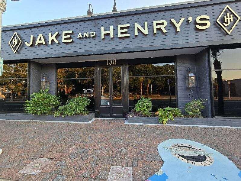 167 Brooks Street SE, 303