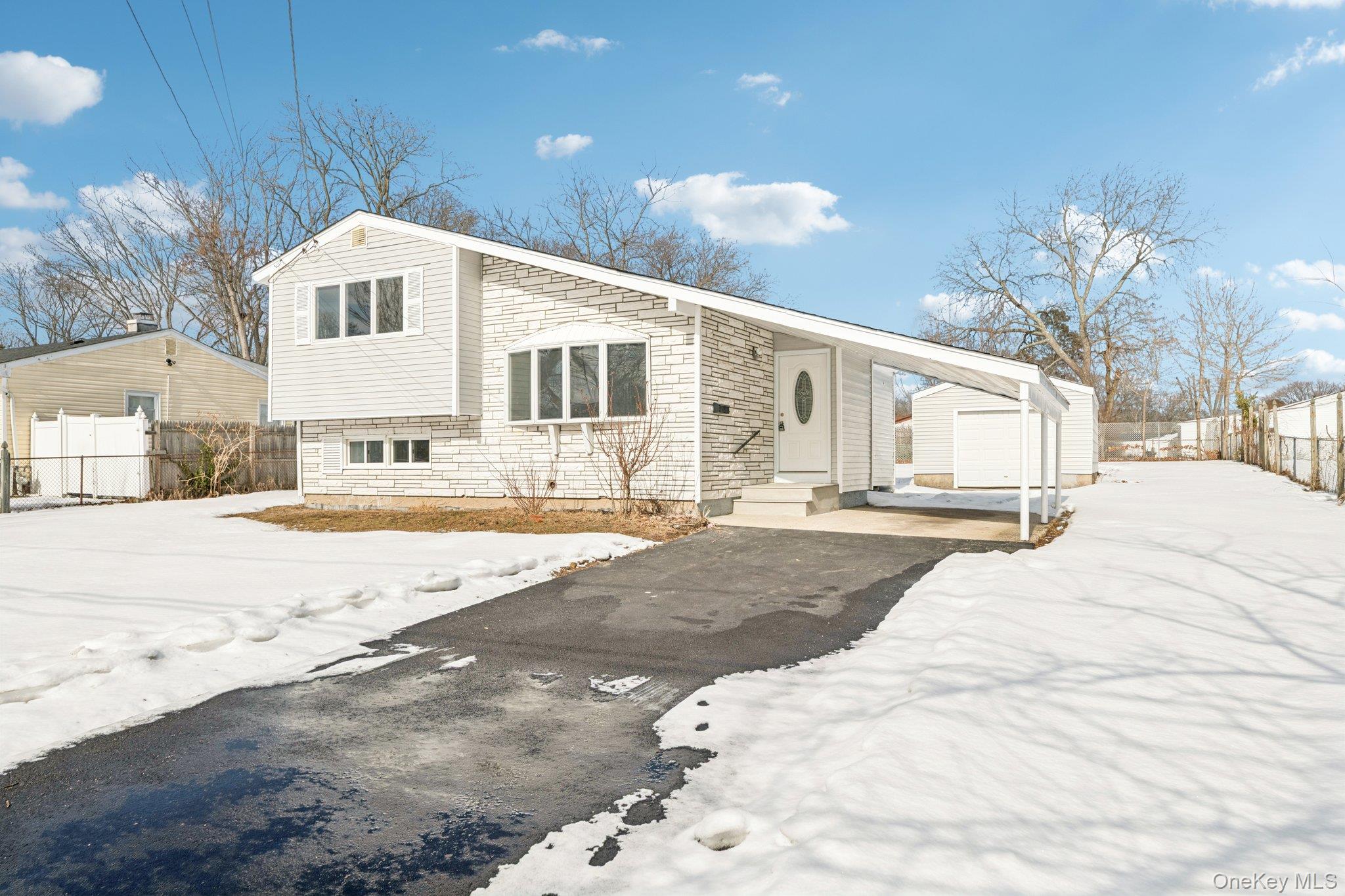 17 Laurie Road