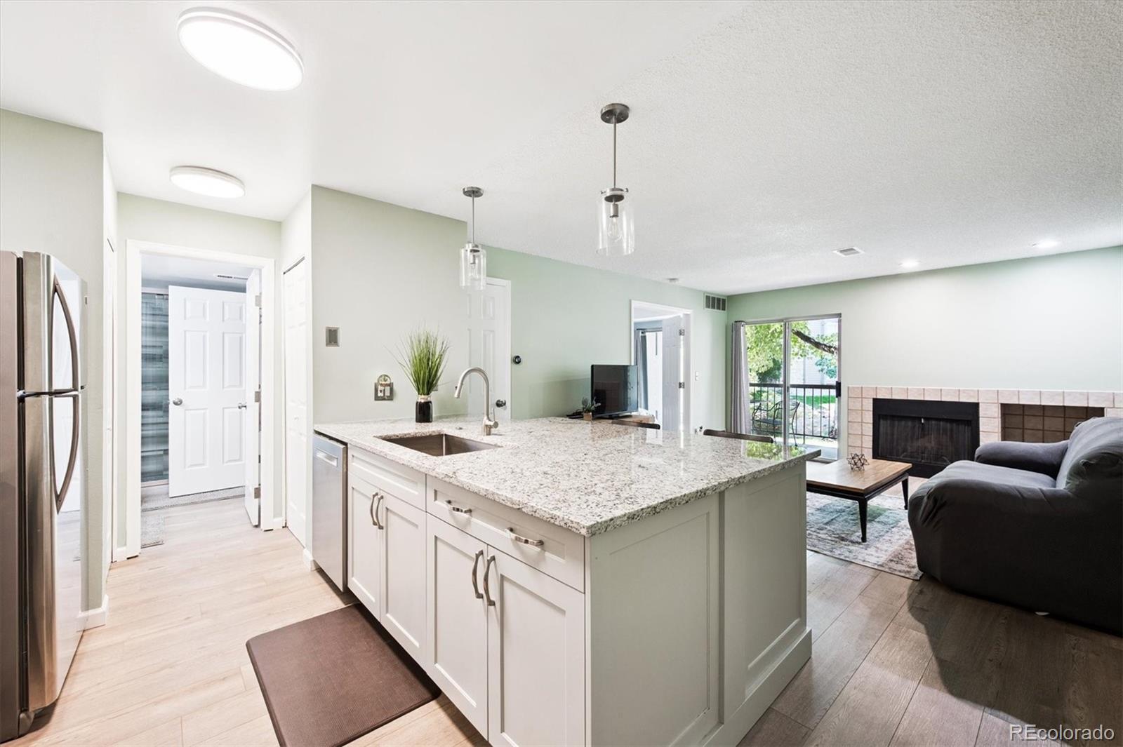 2575 S Syracuse Way Unit: L103