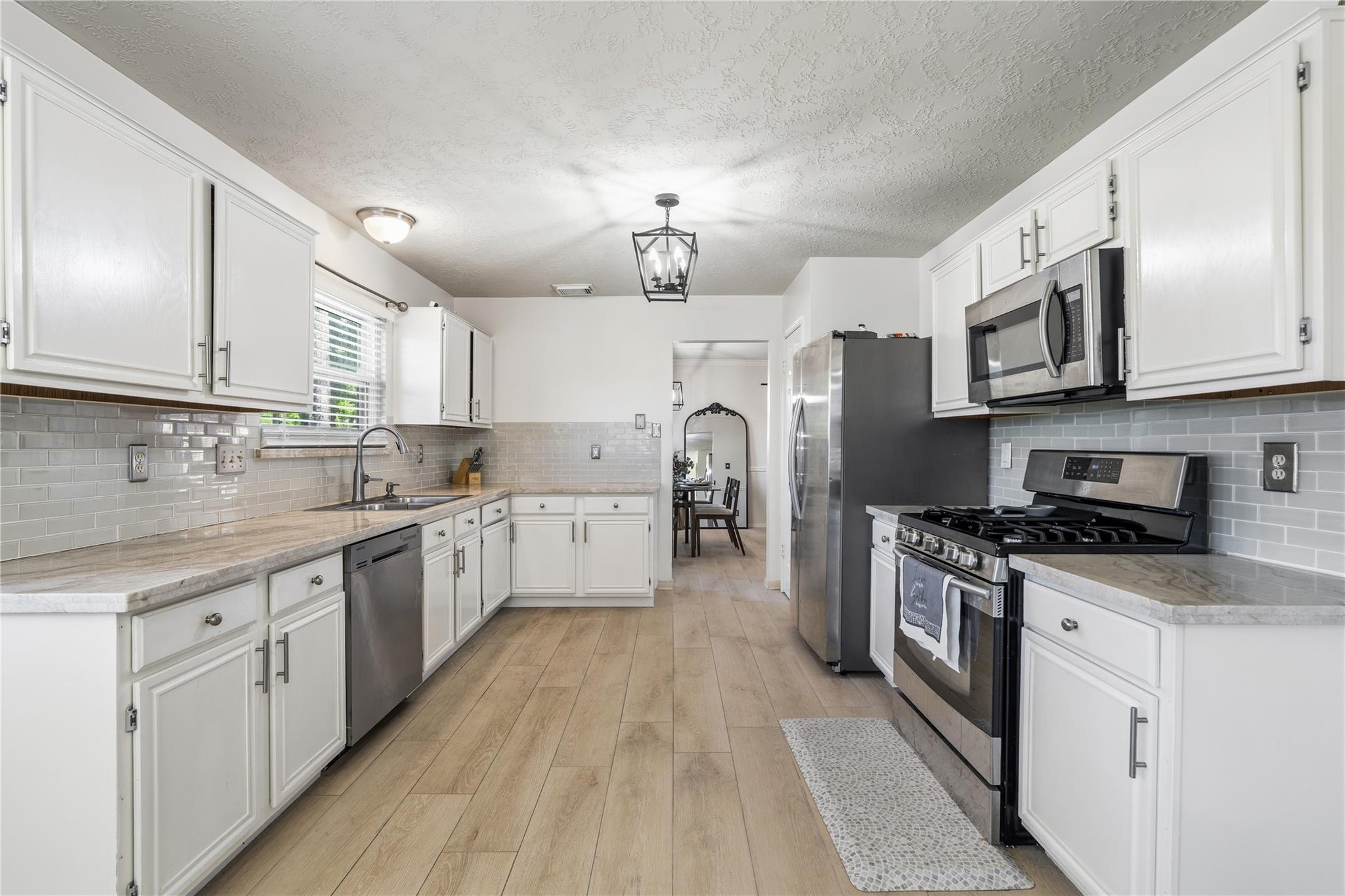 1502 Rushworth Drive