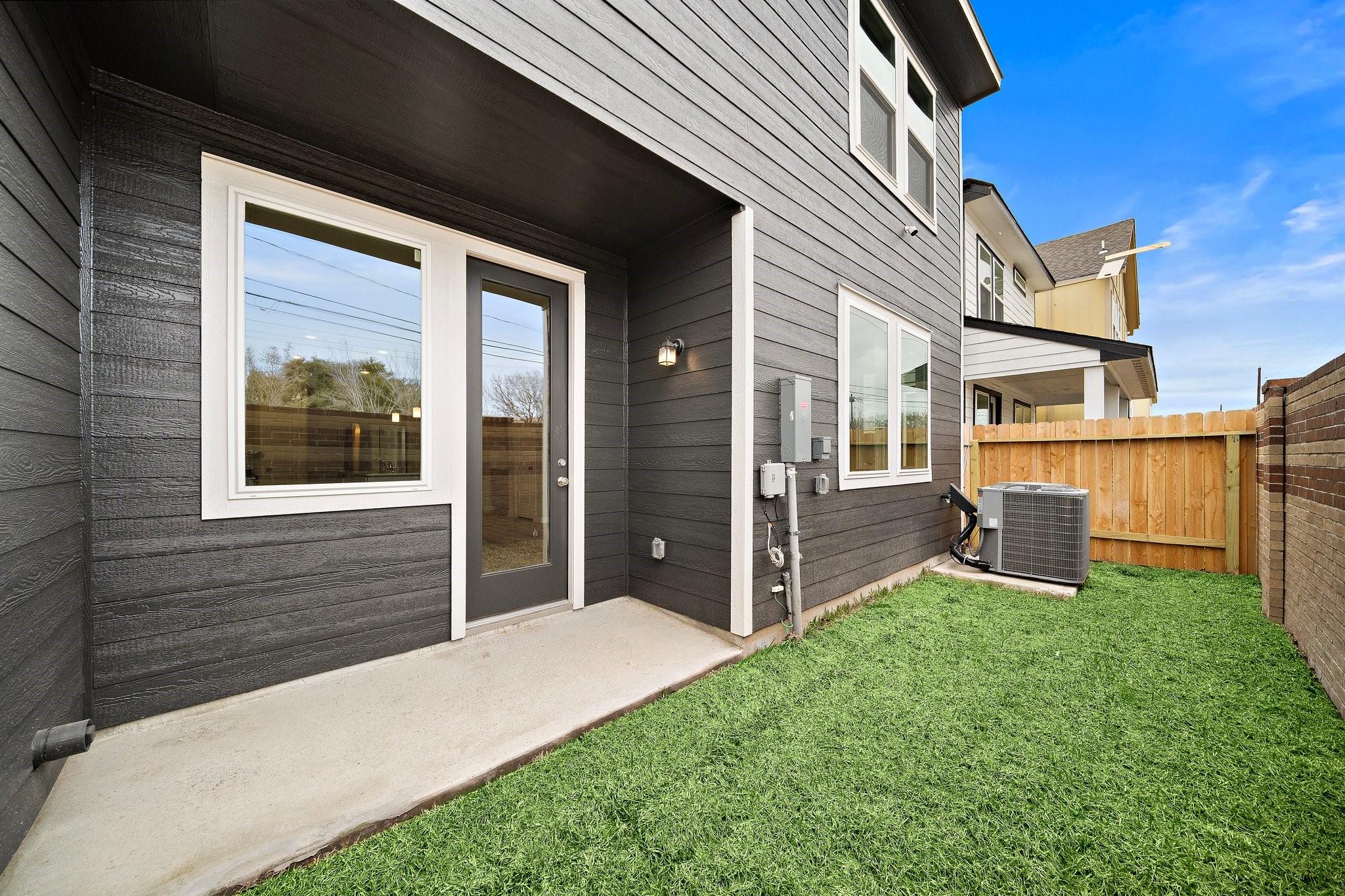 9912 Storehouse Drive