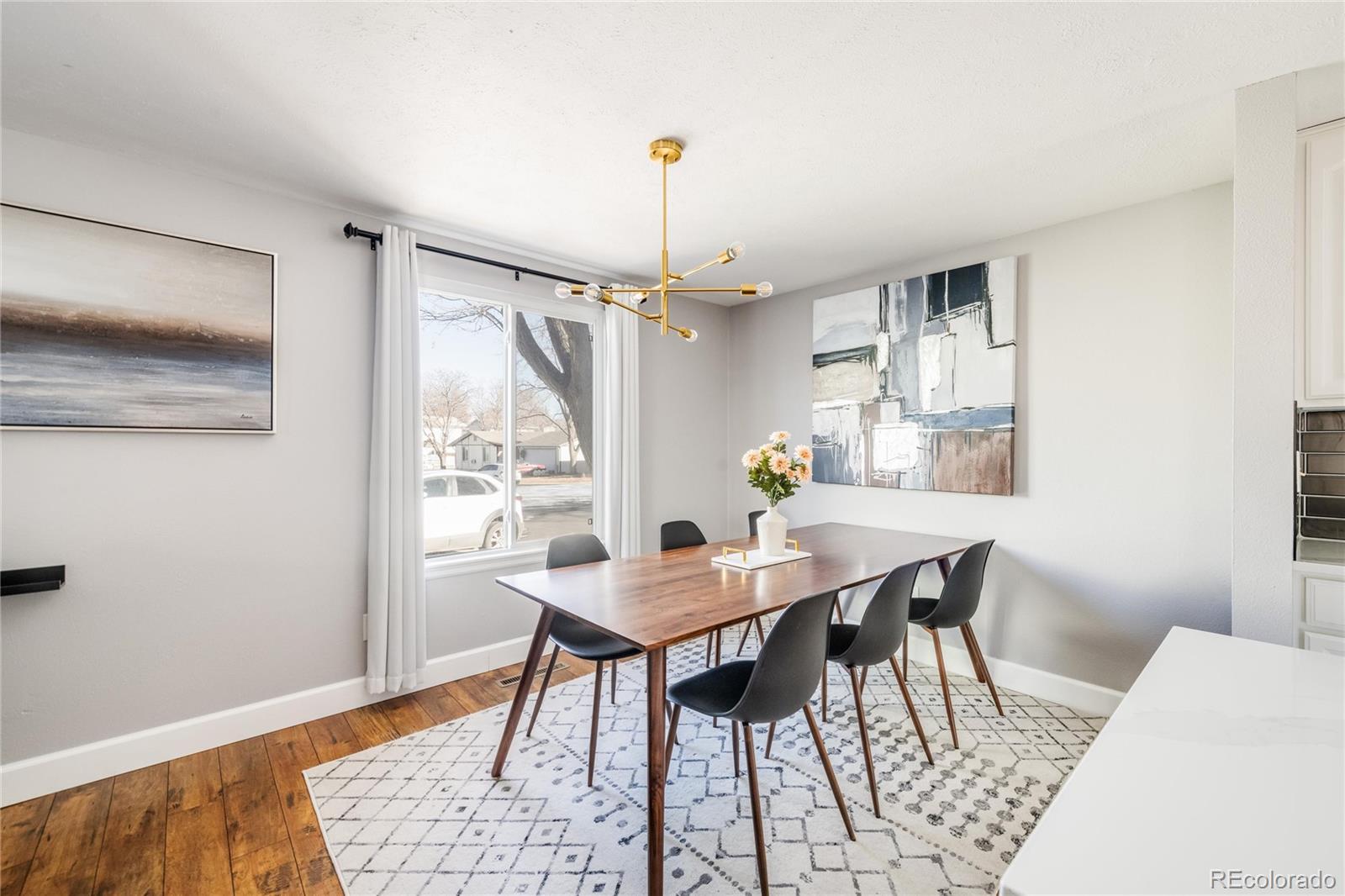 6308 W 92nd Place