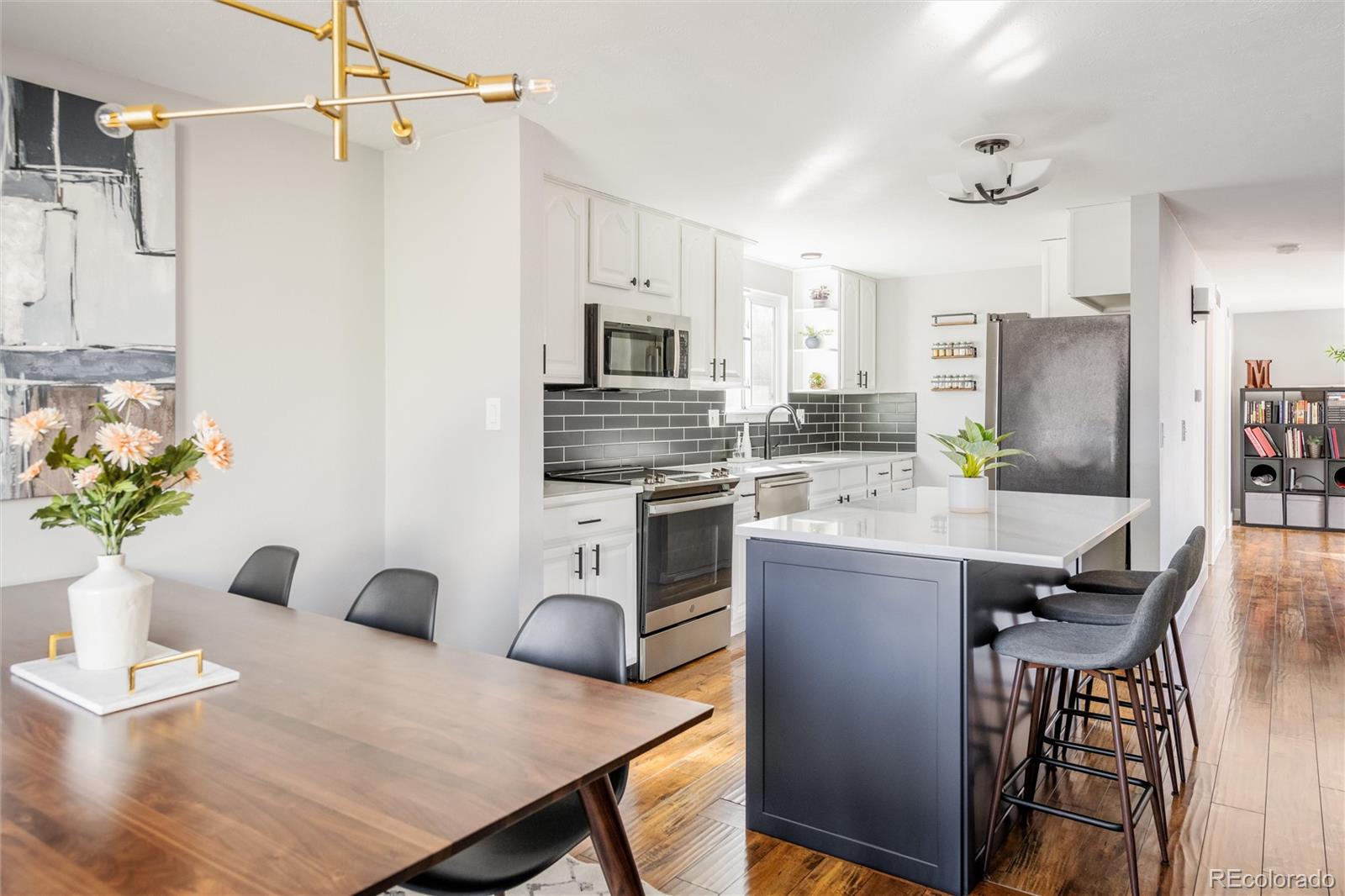 6308 W 92nd Place