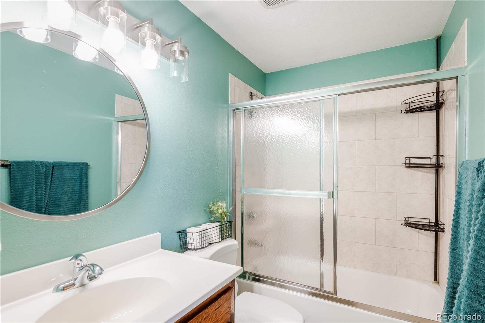 6308 W 92nd Place