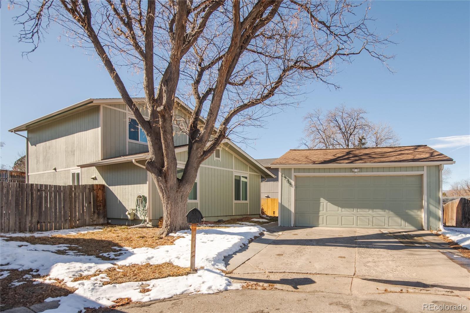 6308 W 92nd Place