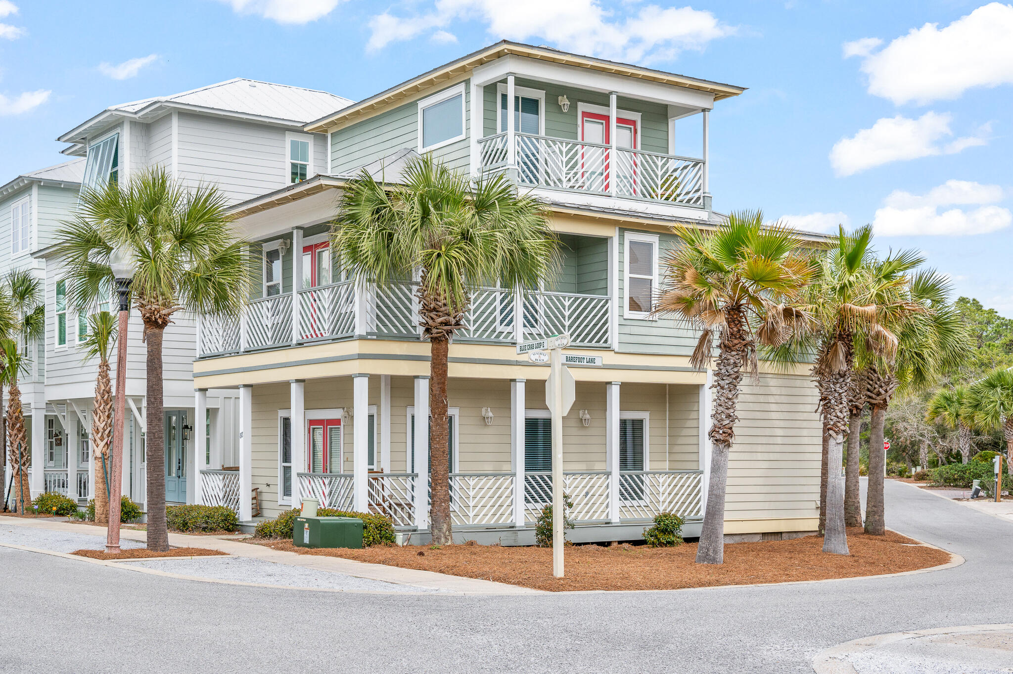 88 E Blue Crab Loop