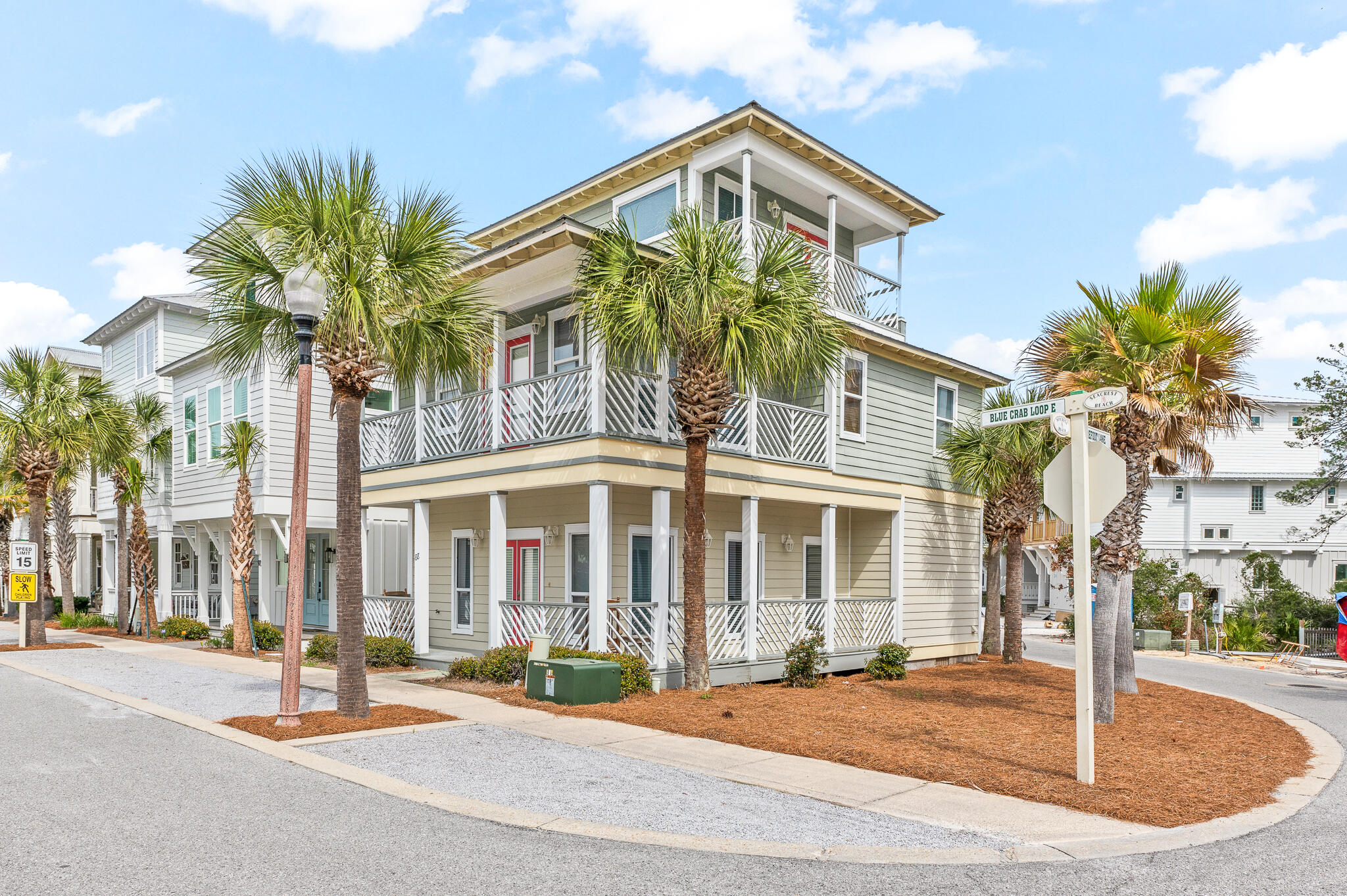 88 E Blue Crab Loop