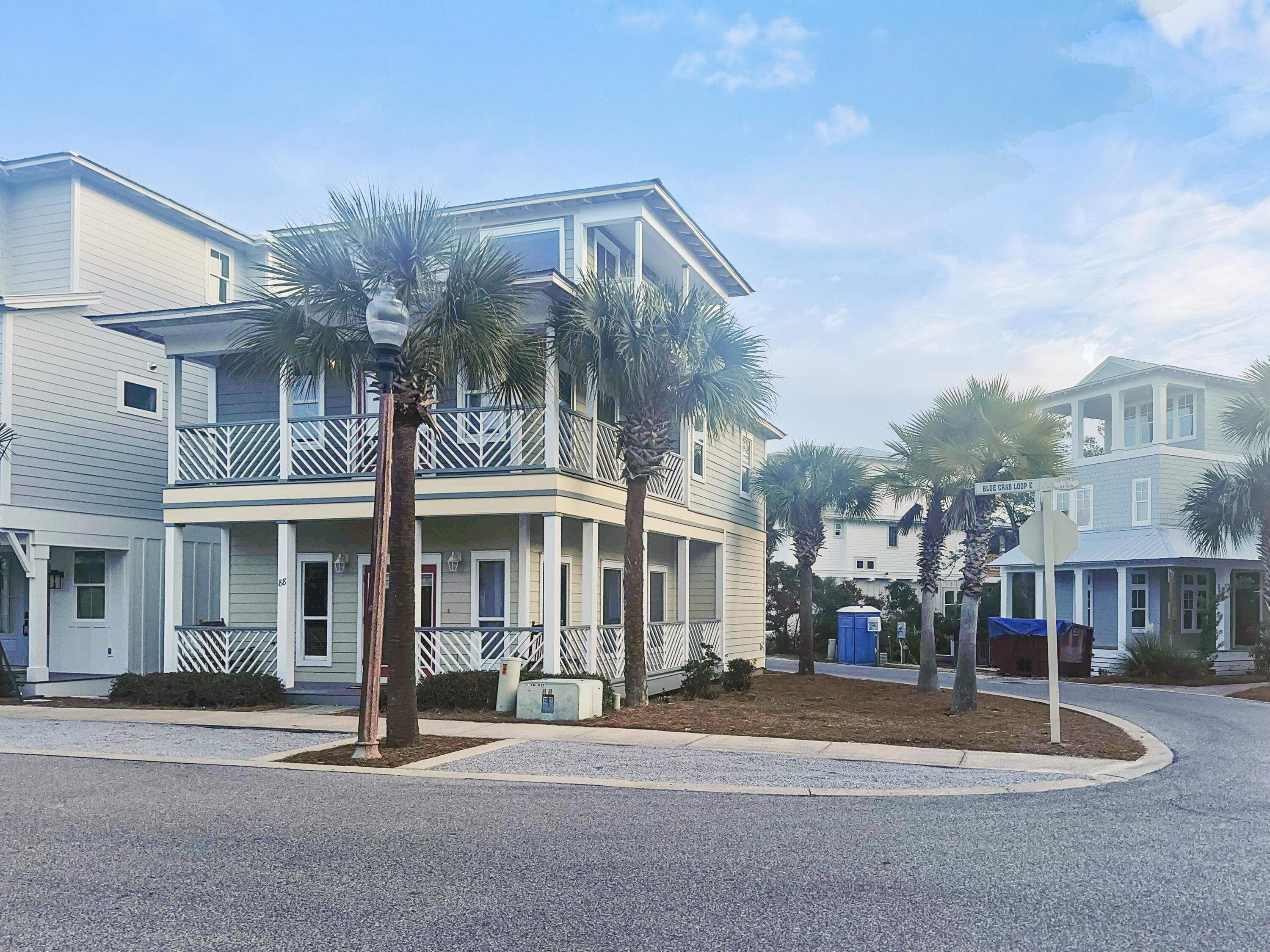 88 E Blue Crab Loop