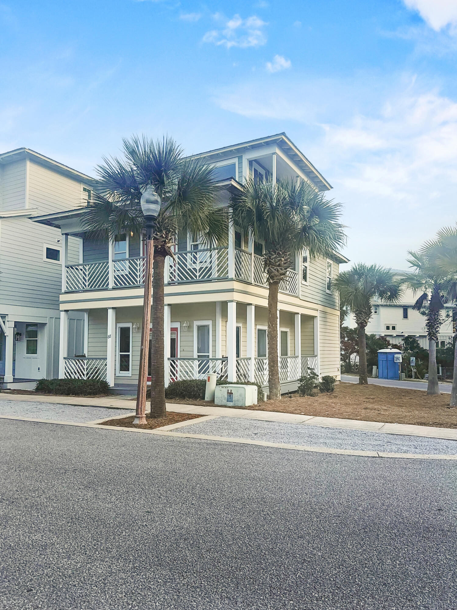 88 E Blue Crab Loop