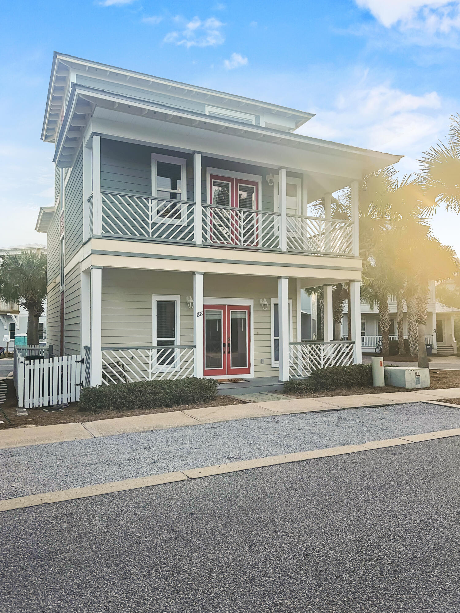 88 E Blue Crab Loop