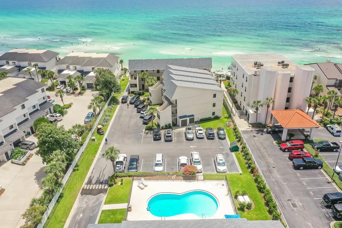 3692 E County Highway 30A, UNIT 22