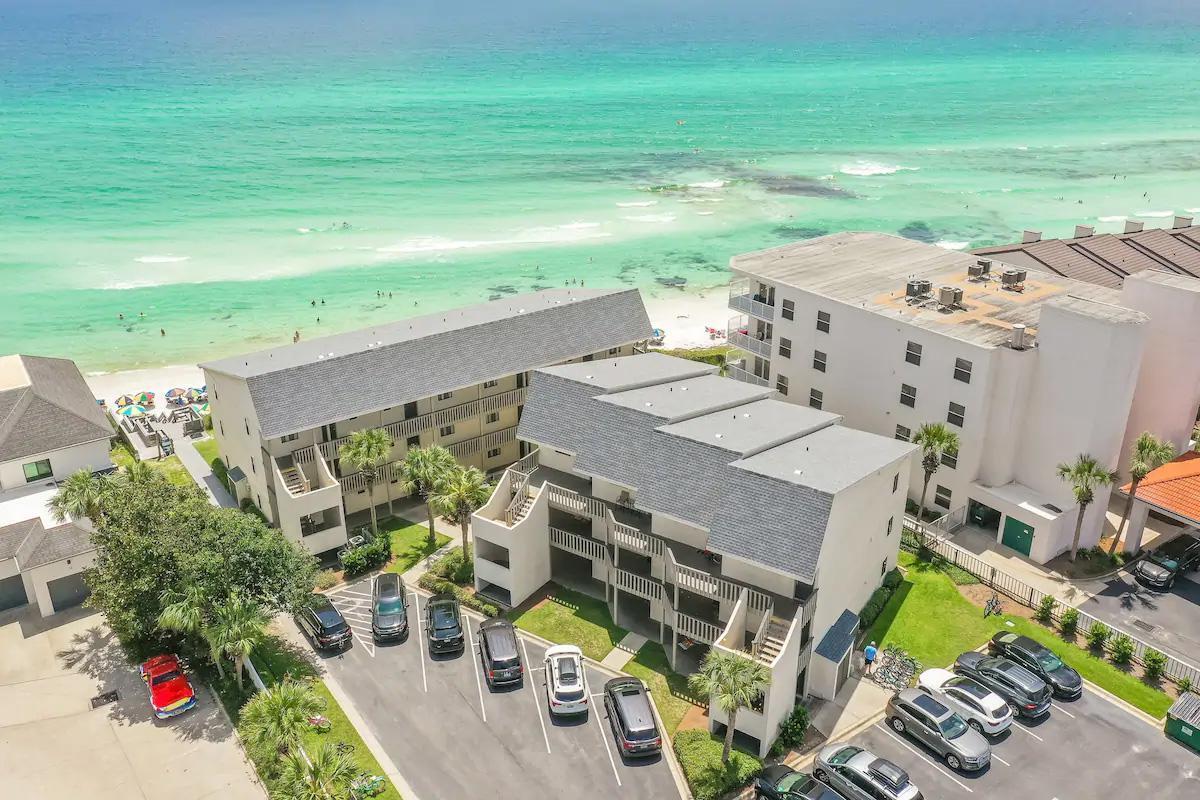 3692 E County Highway 30A, UNIT 22