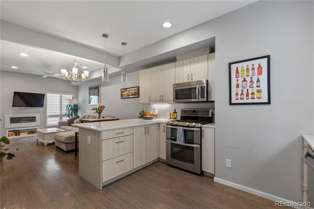2725 W 25th Unit: 7