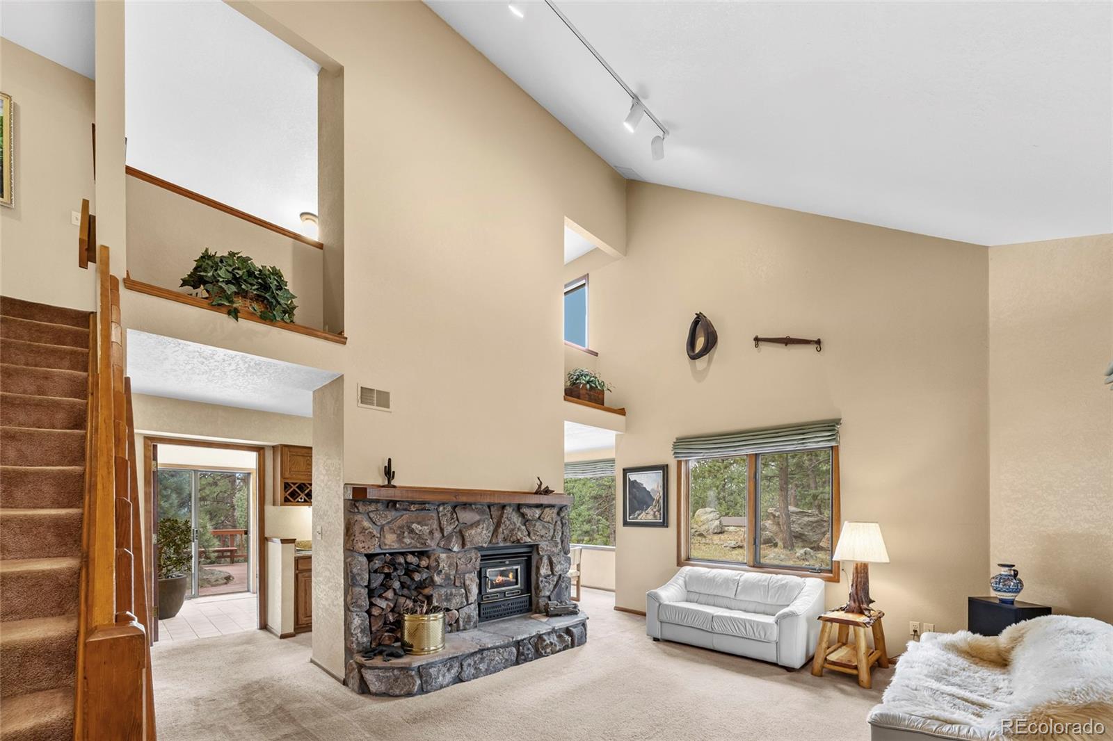 4992 White House Trail
