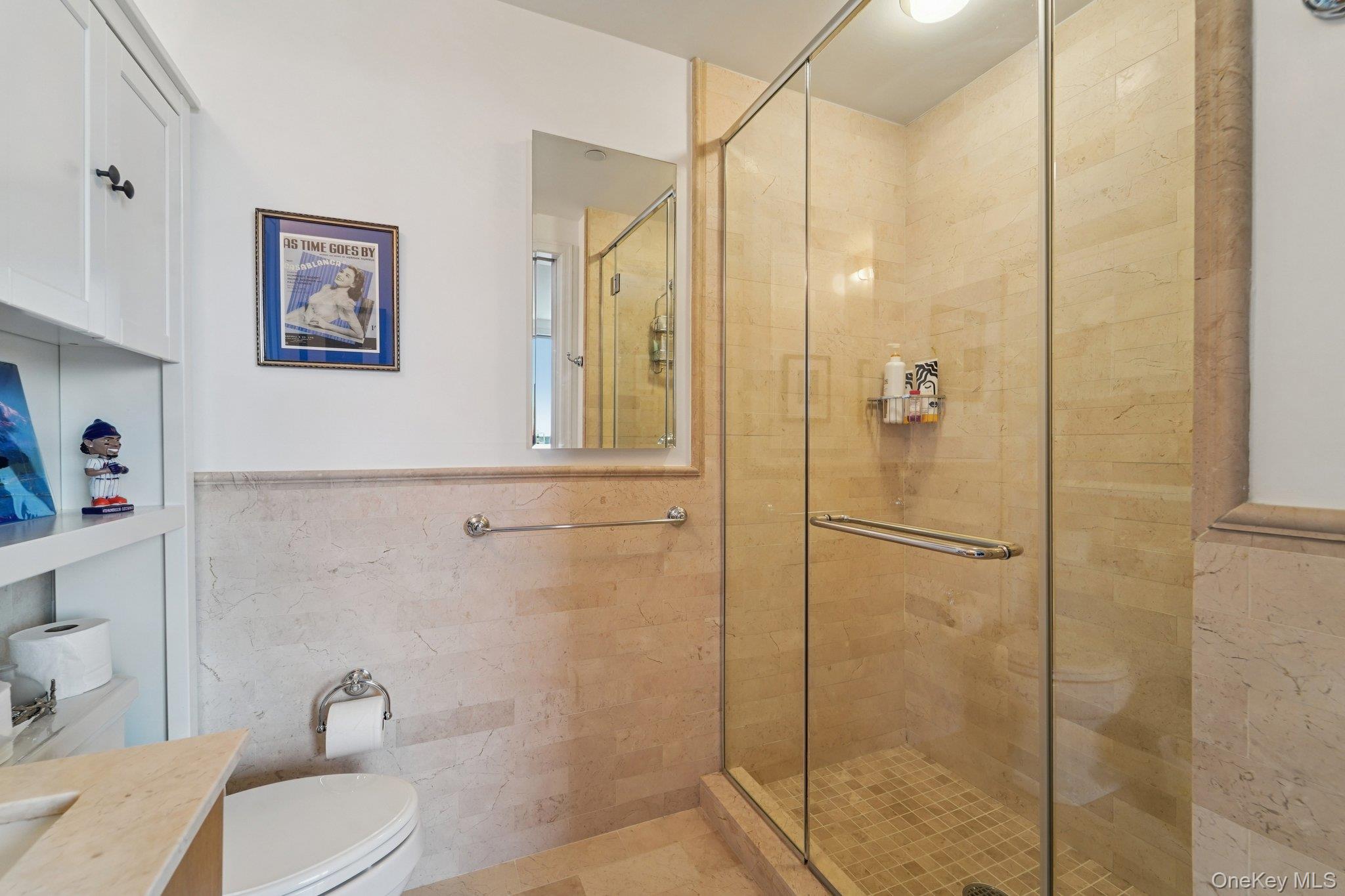 1 Renaissance Square Unit: 25G