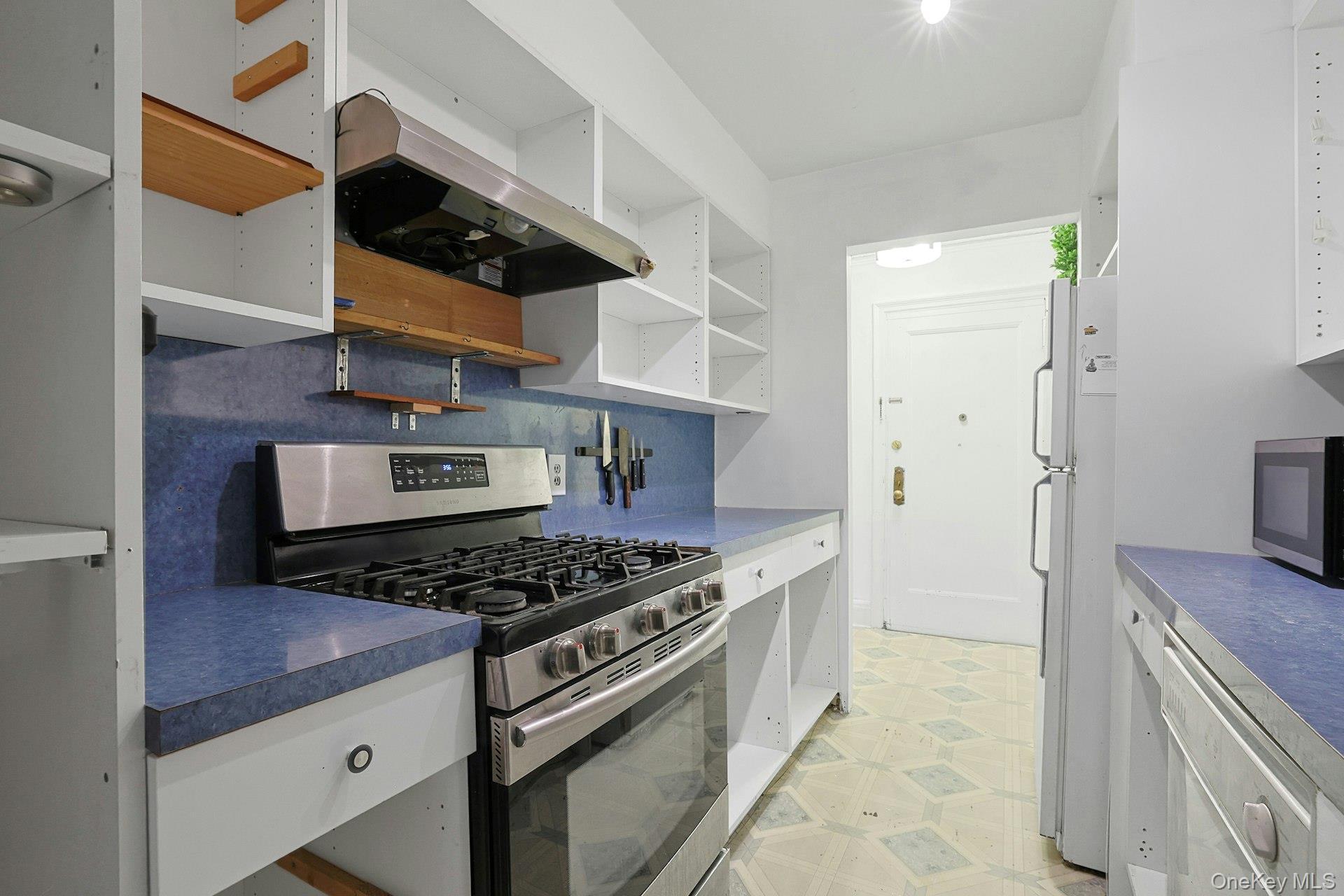 1273 North Avenue Unit: 1F-#8