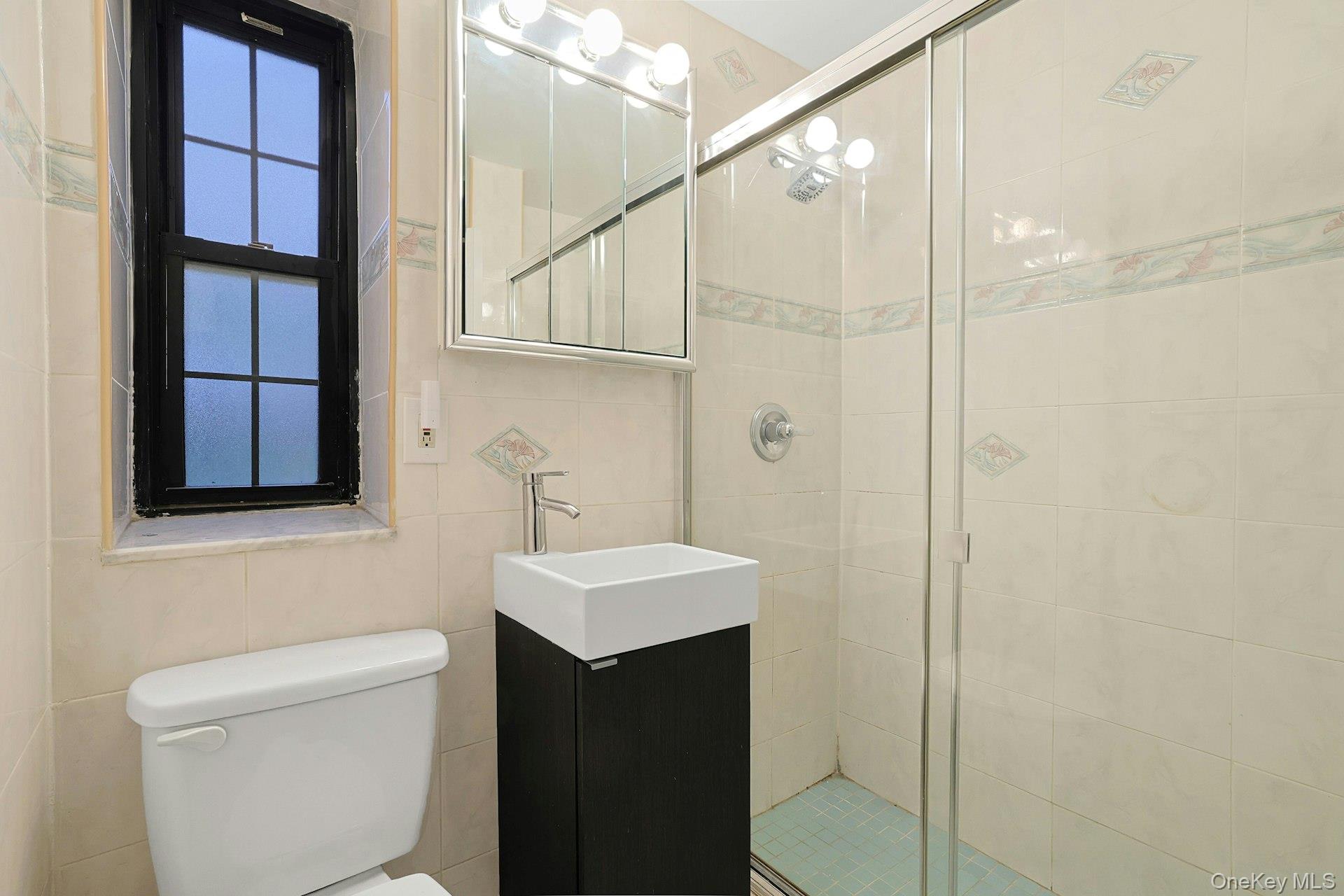 1273 North Avenue Unit: 1F-#8