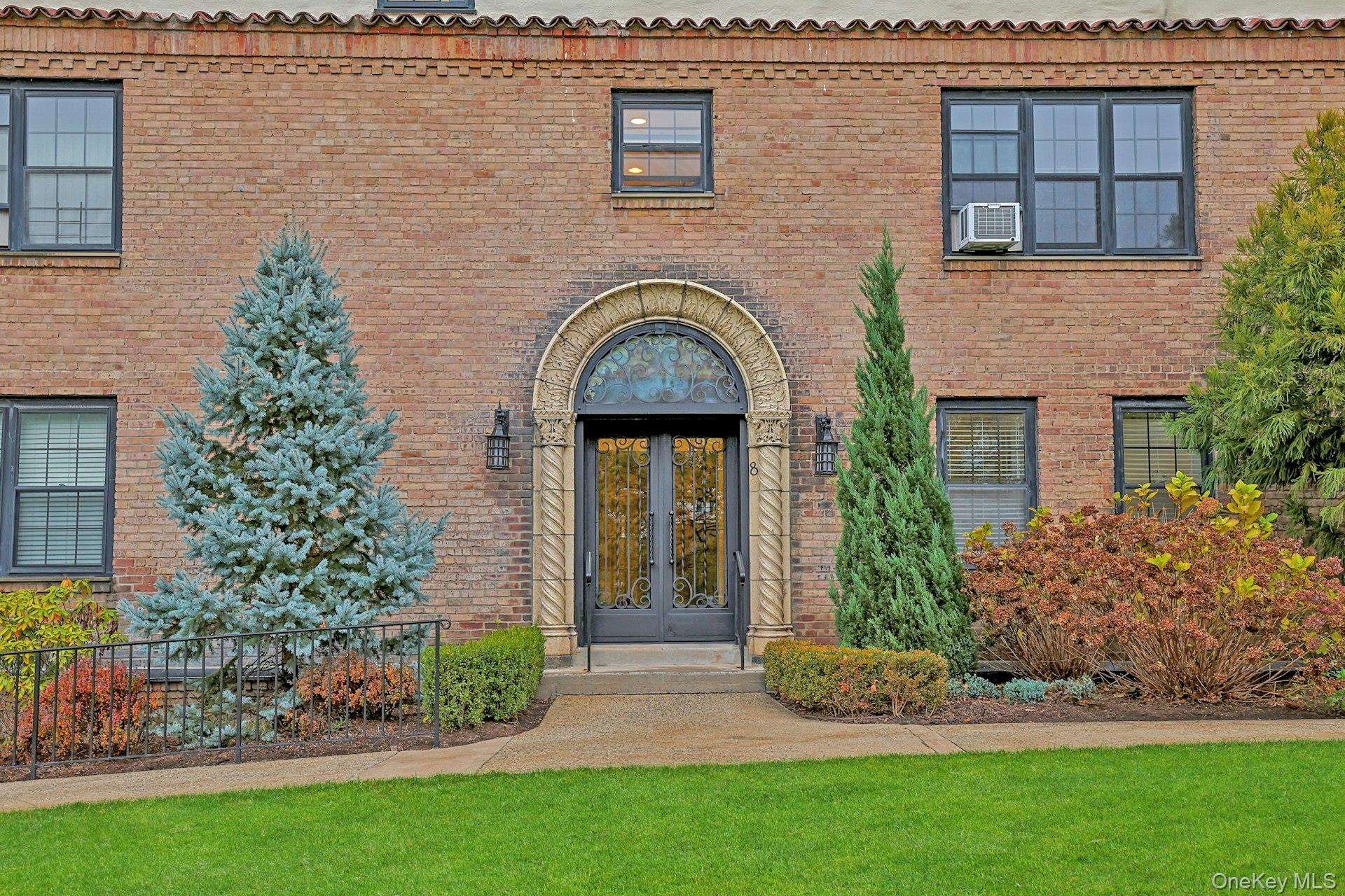 1273 North Avenue Unit: 1F-#8
