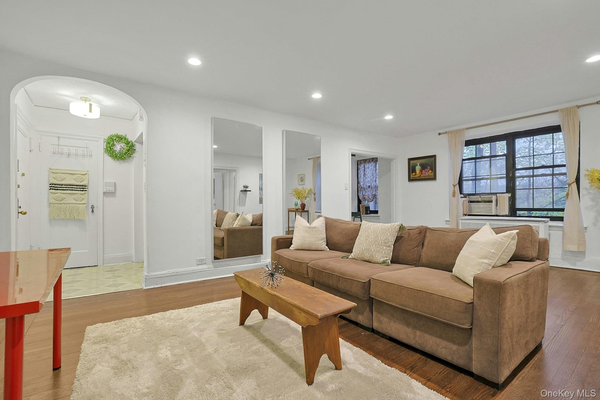 1273 North Avenue Unit: 1F-#8