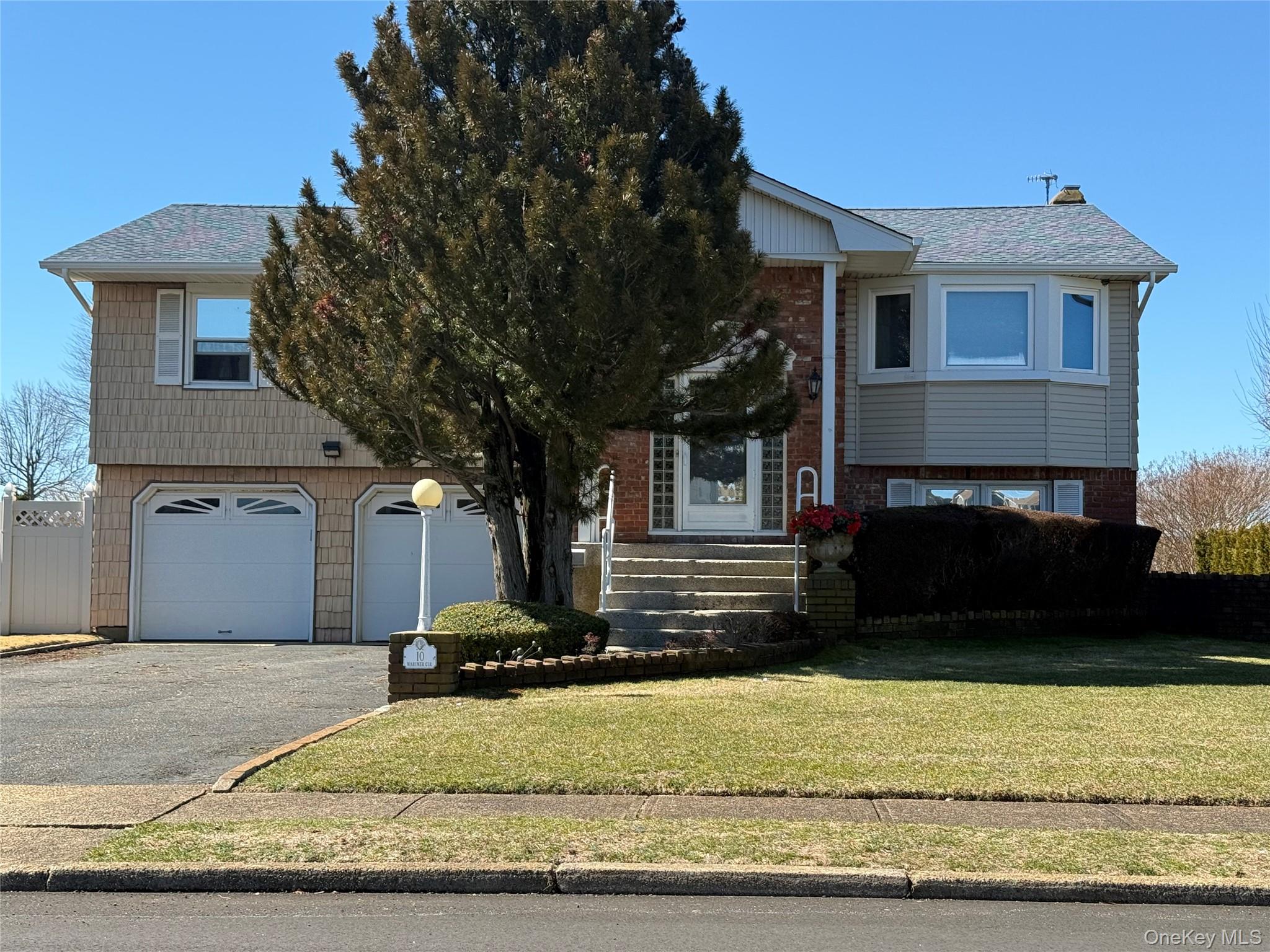 10 Mariners Circle