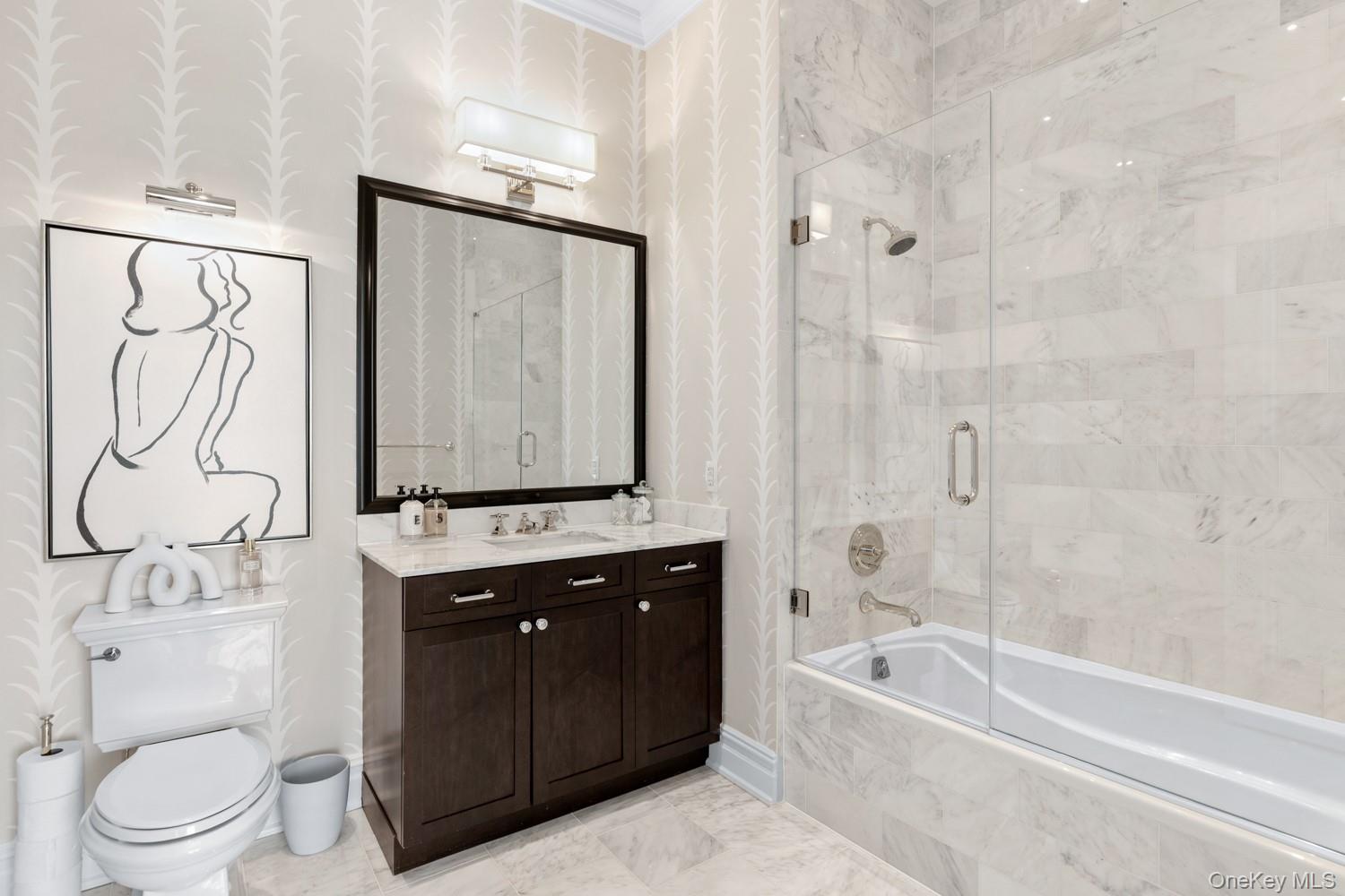 6000 Royal Court Unit: PENTHOUSE