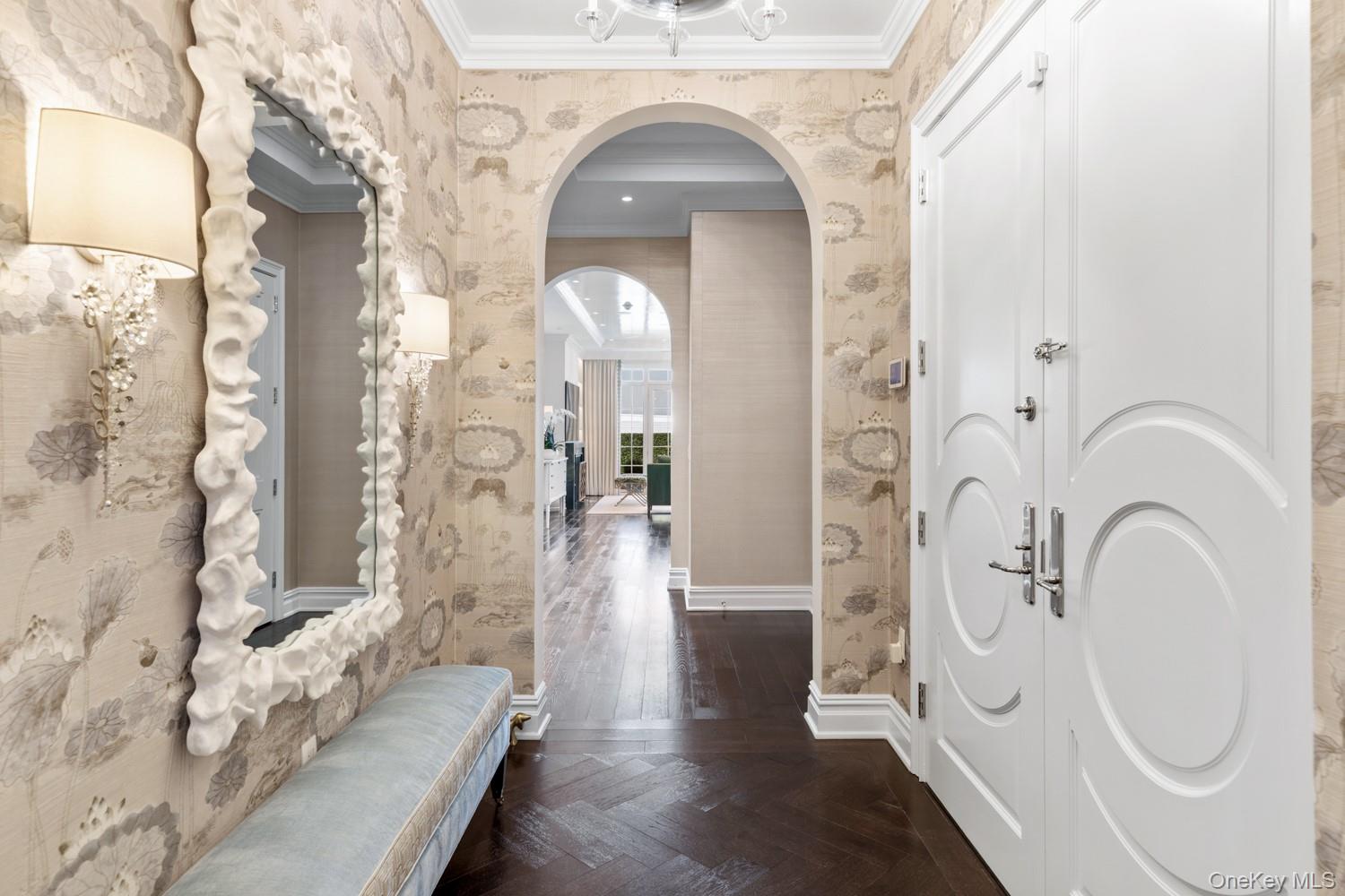 6000 Royal Court Unit: PENTHOUSE