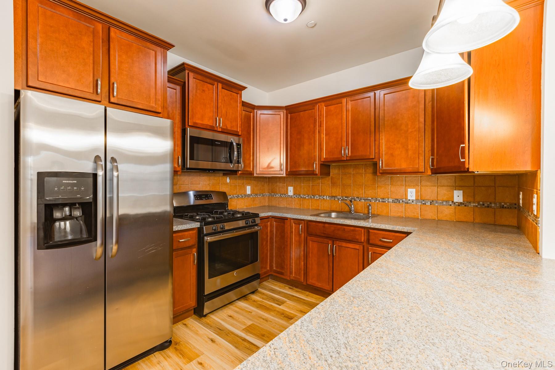 975 Main Street Unit: 12