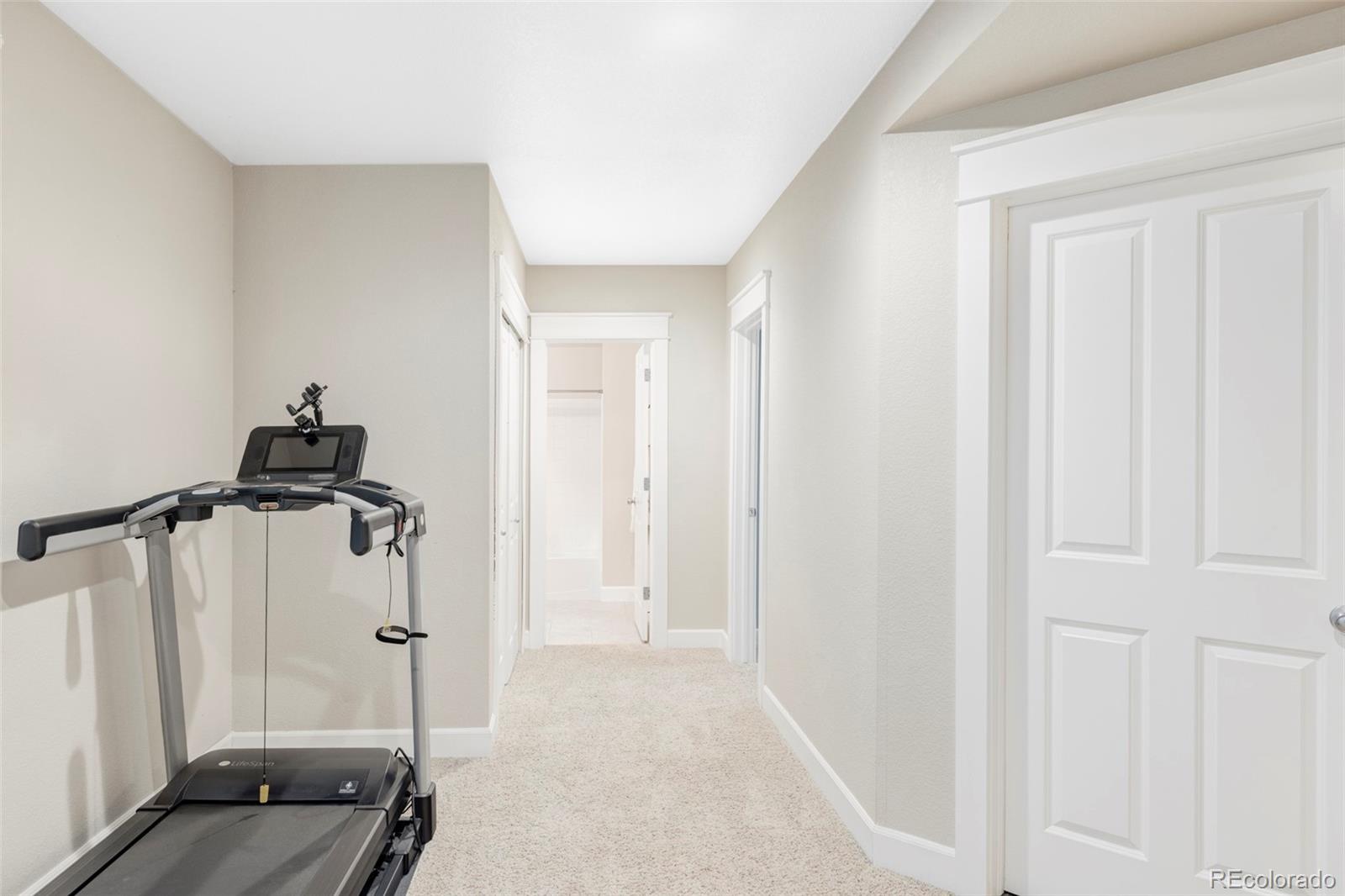 9124 E 29th Place