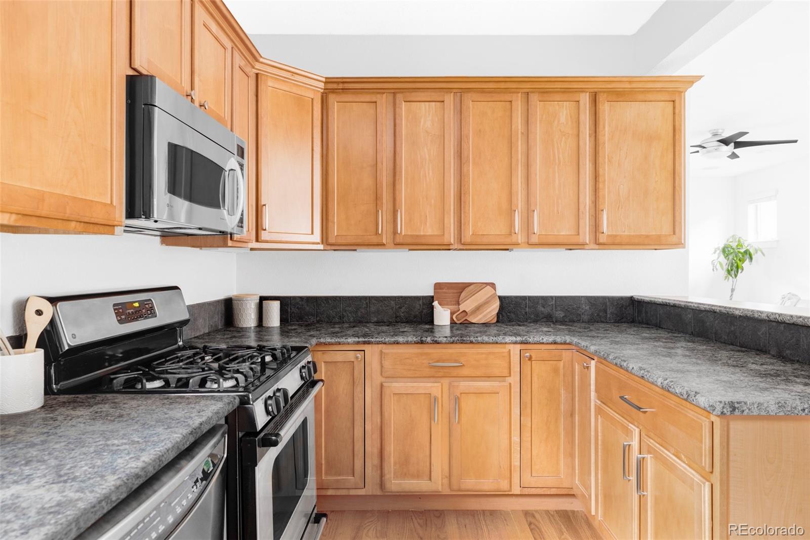 9124 E 29th Place