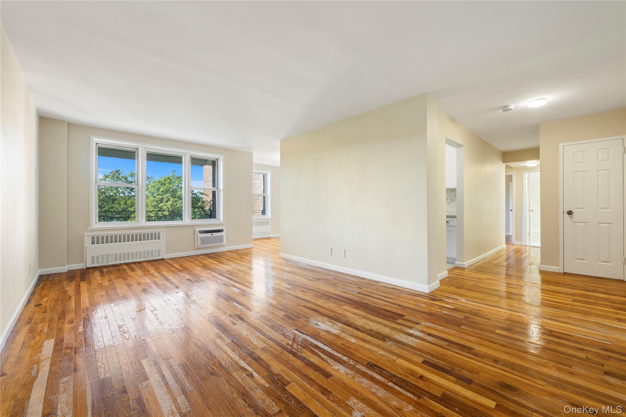 42 Pine Street Unit: 3B