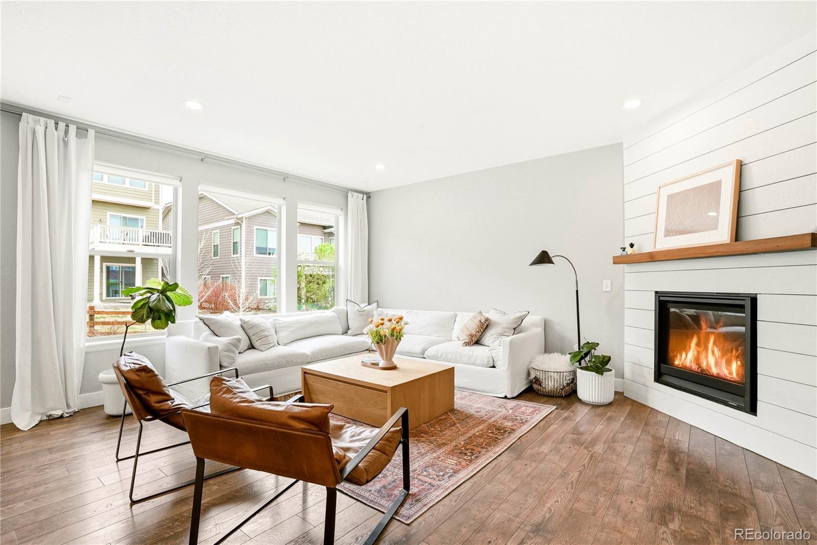 16919 W 86th Place