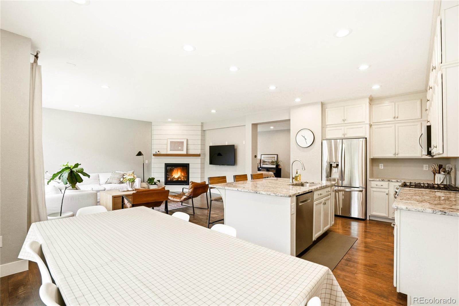 16919 W 86th Place