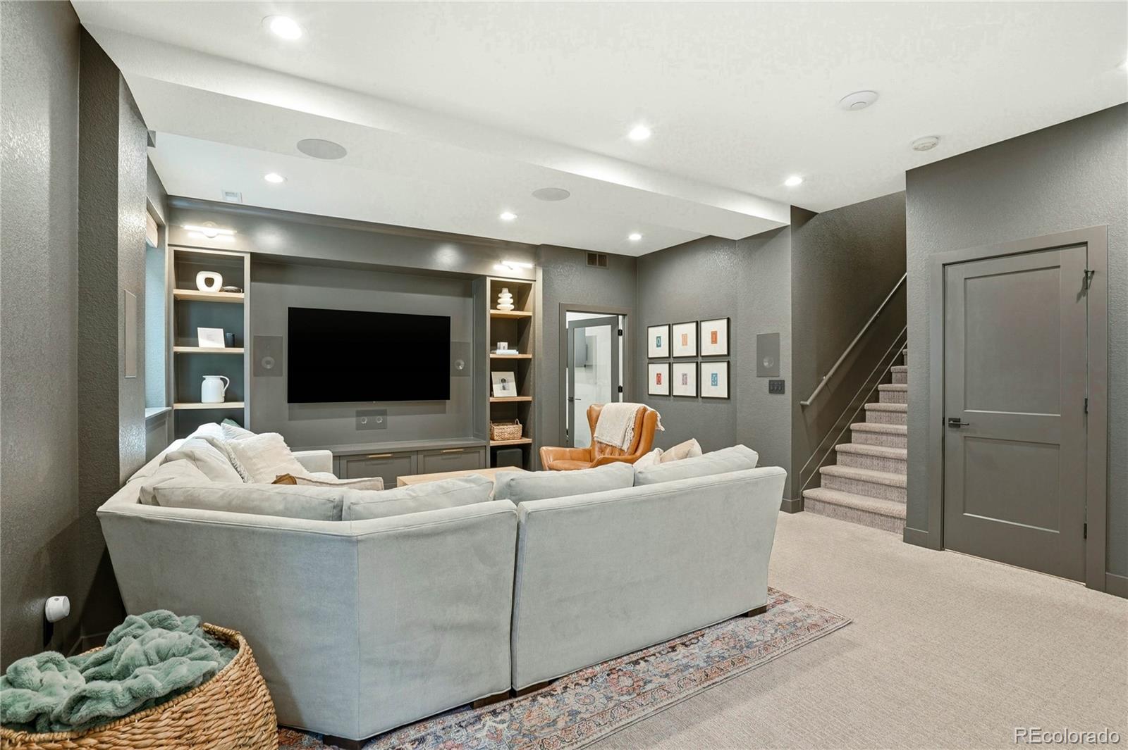 16919 W 86th Place