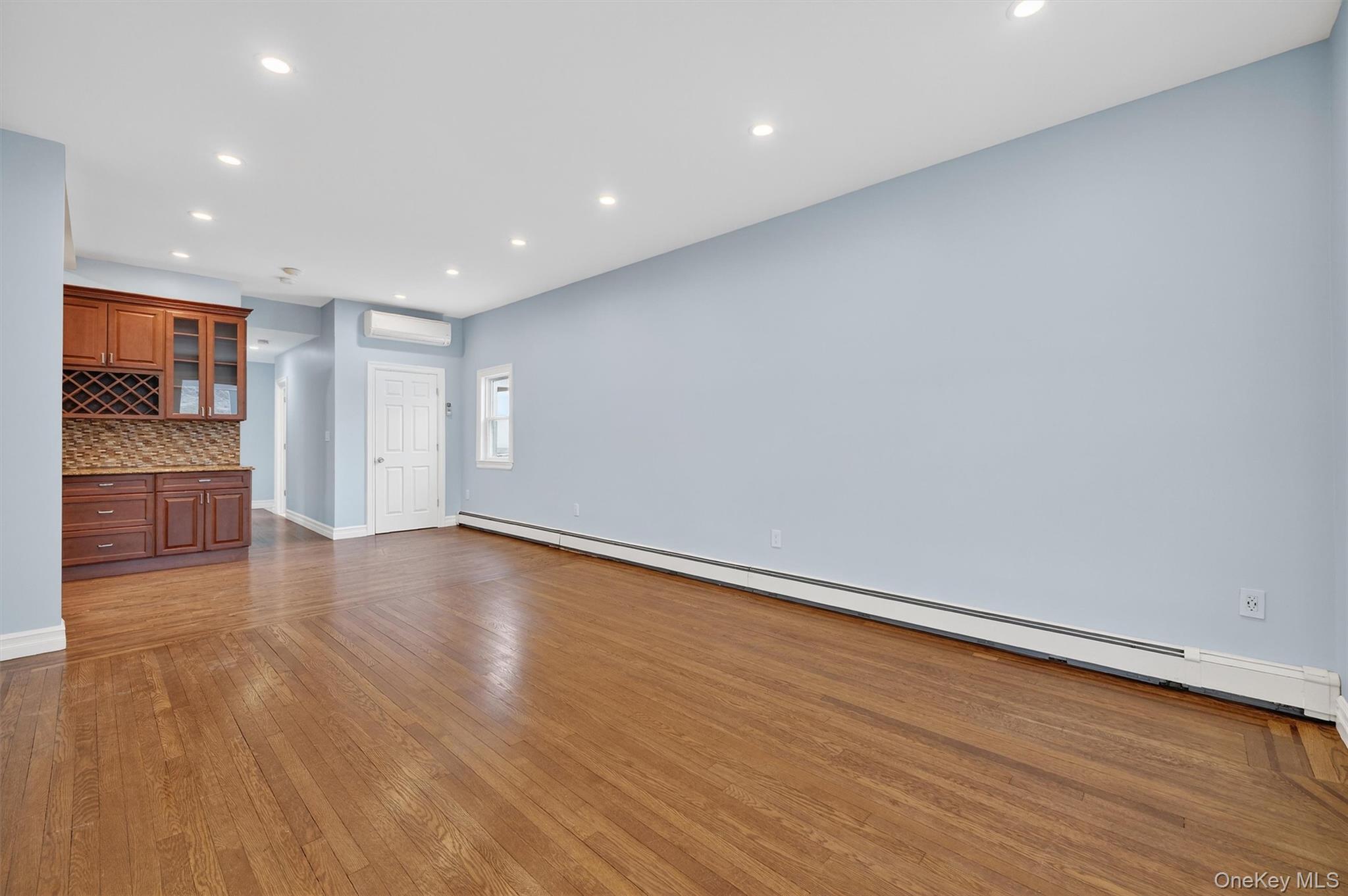 92 Kimball Avenue Unit: 1