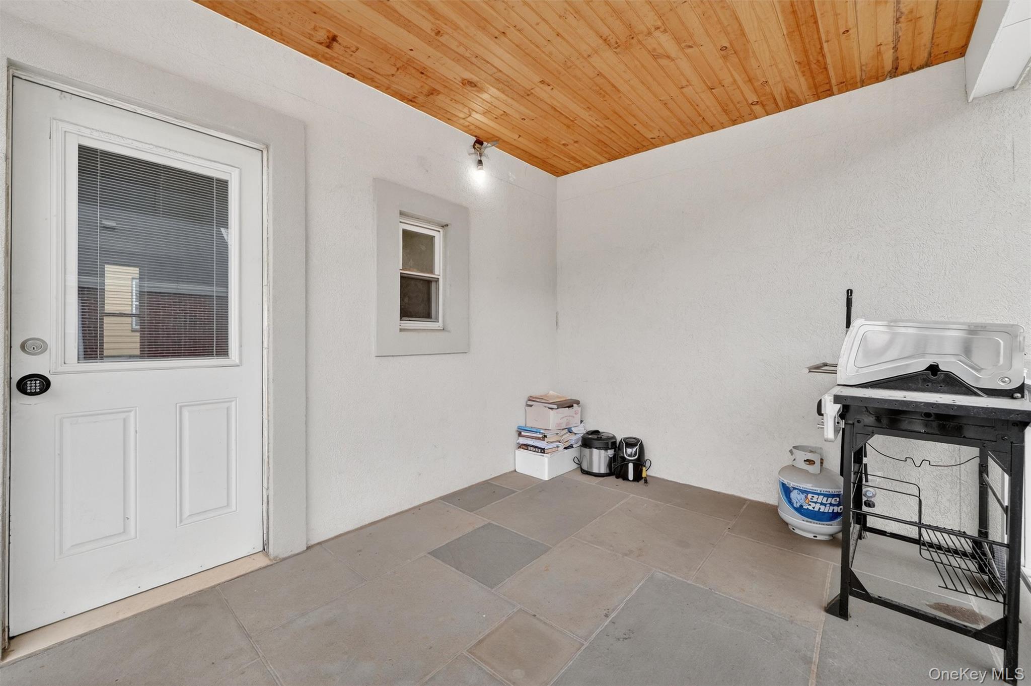 92 Kimball Avenue Unit: 1