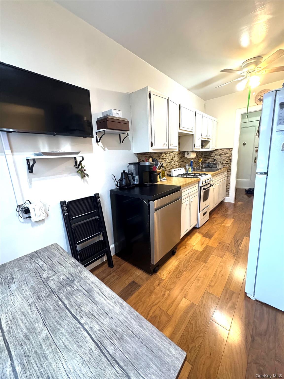 69 Harney Road Unit: 5B