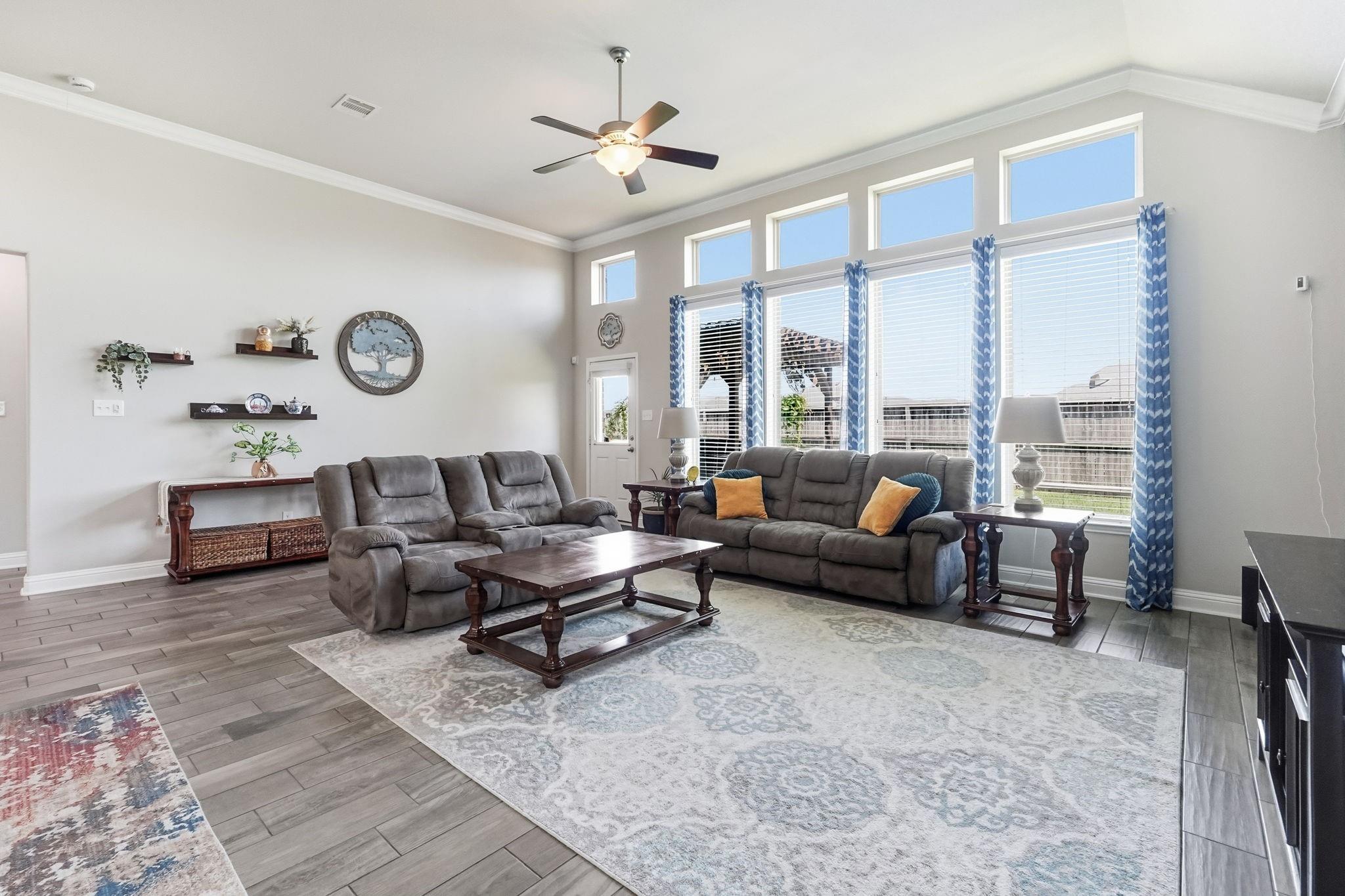 5107 Baroness Lane