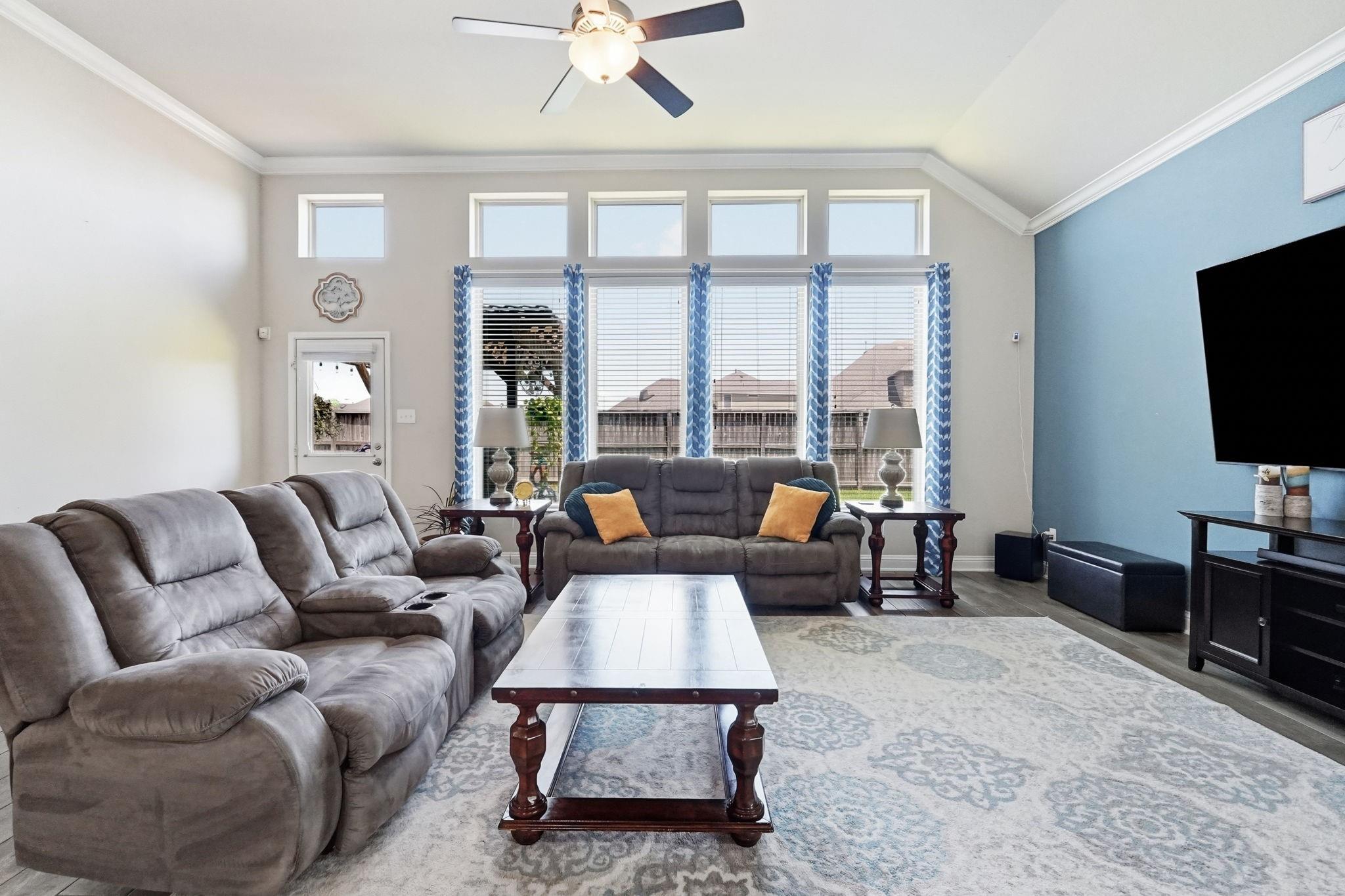 5107 Baroness Lane