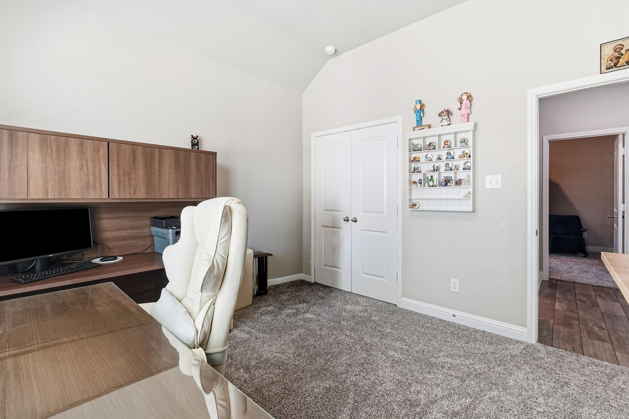 5107 Baroness Lane