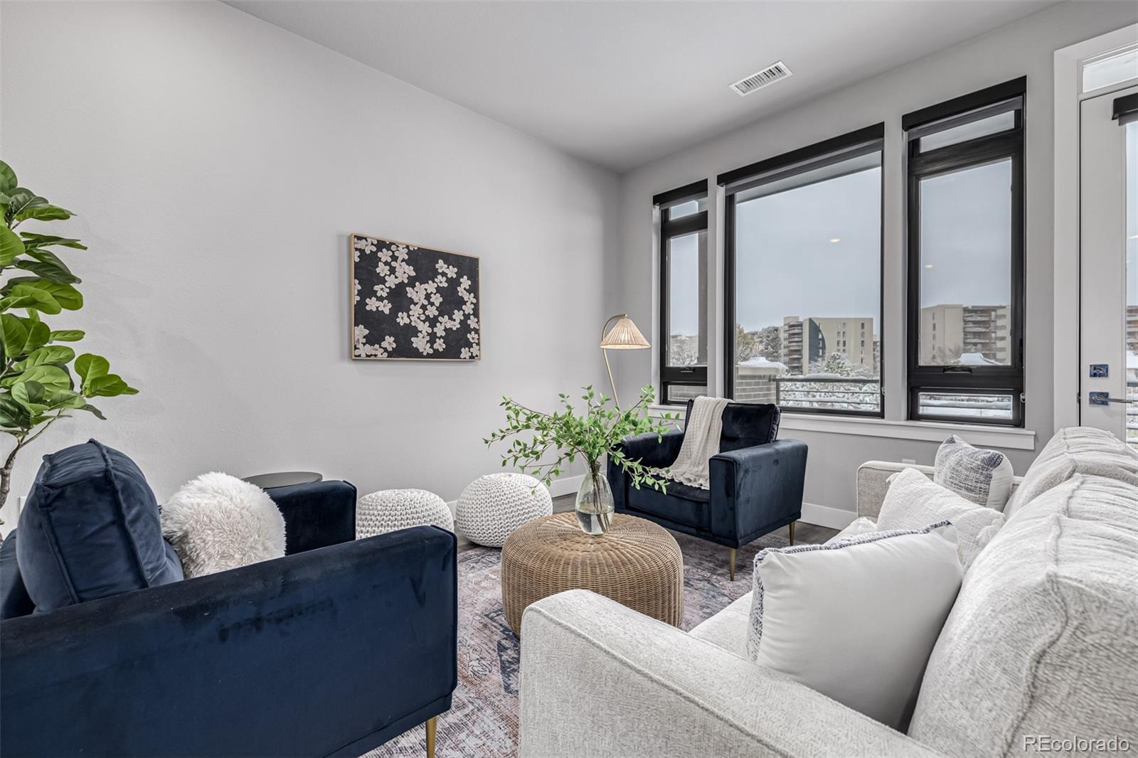 6618 E Lowry Boulevard Unit: 214