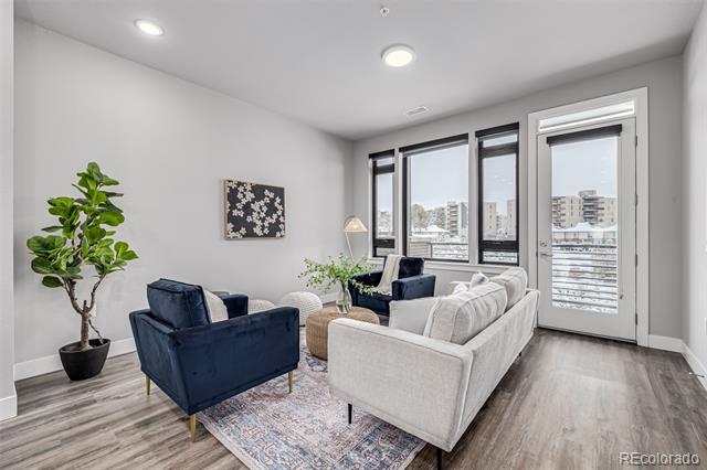 6618 E Lowry Boulevard Unit: 214