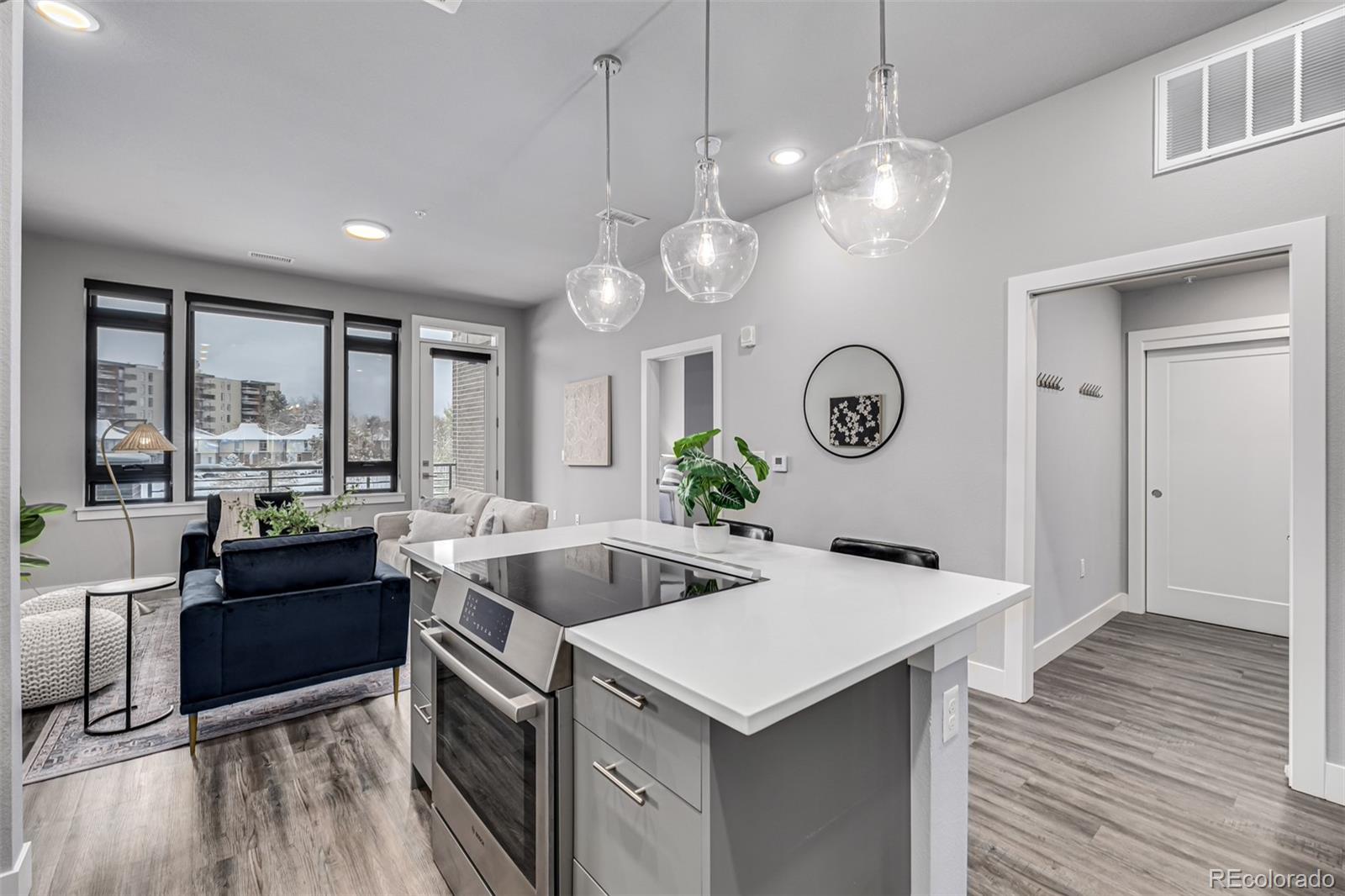 6618 E Lowry Boulevard Unit: 214