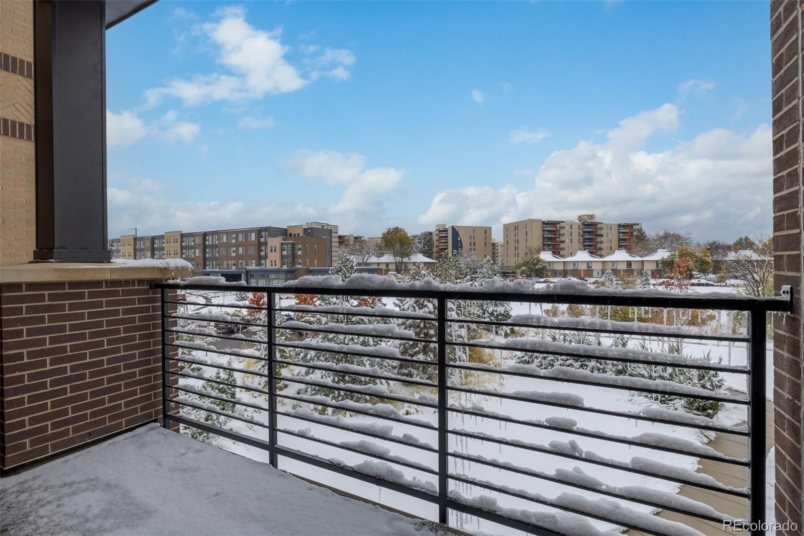 6618 E Lowry Boulevard Unit: 214