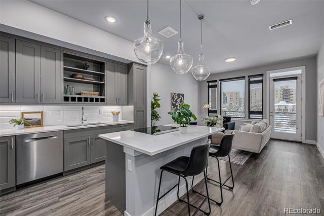 6618 E Lowry Boulevard Unit: 214