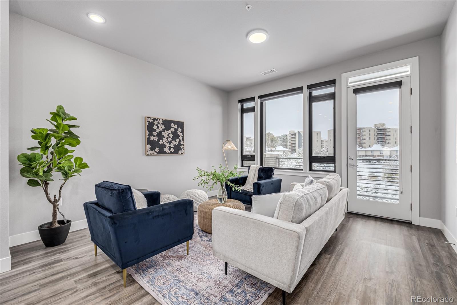 6618 E Lowry Boulevard Unit: 214