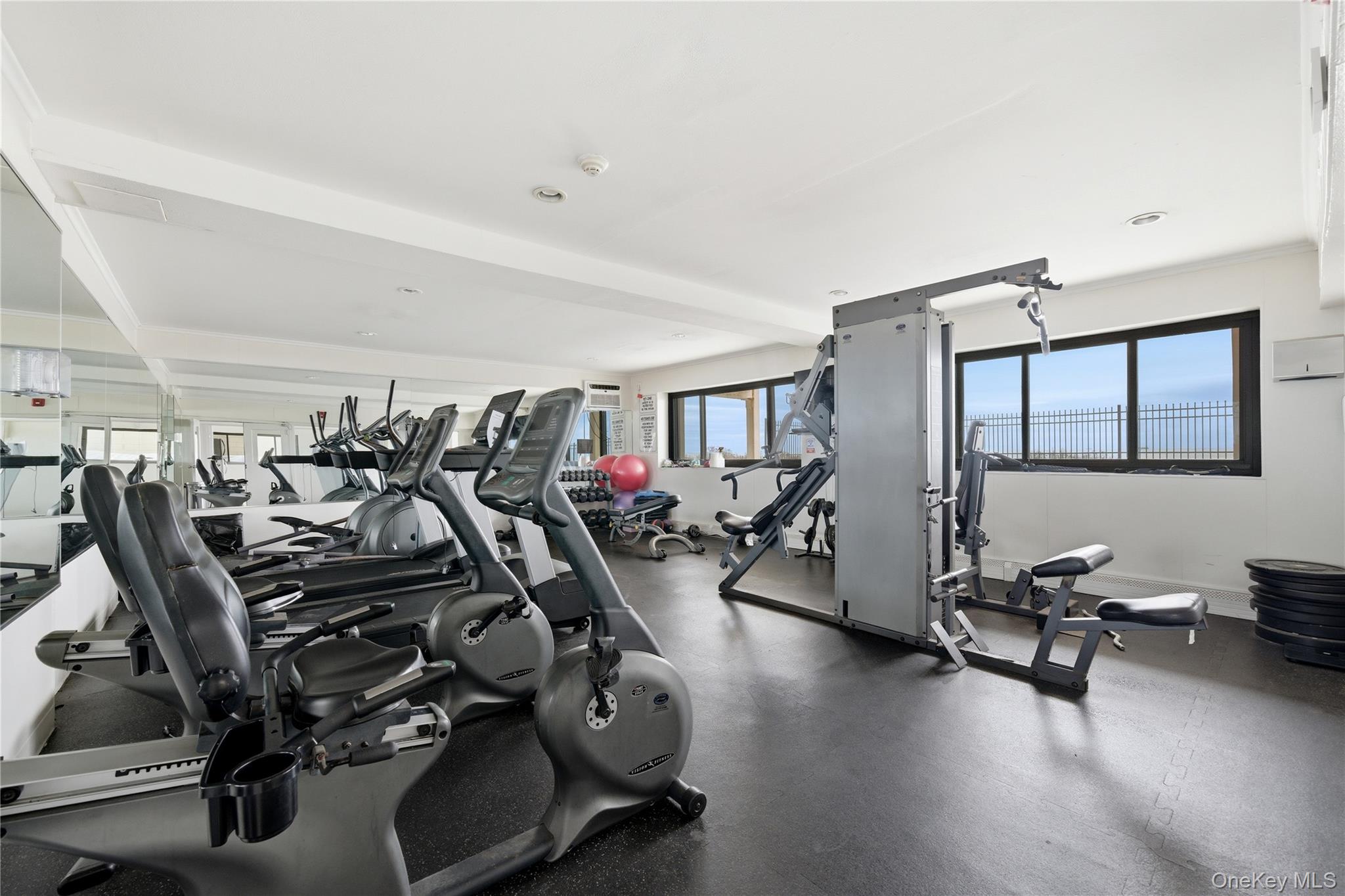 420 Shore Road Unit: 3M