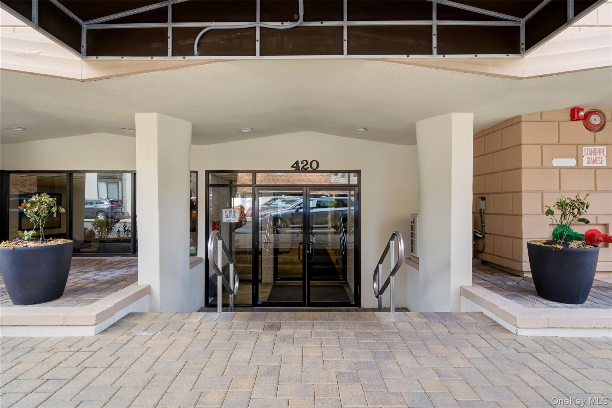 420 Shore Road Unit: 3M