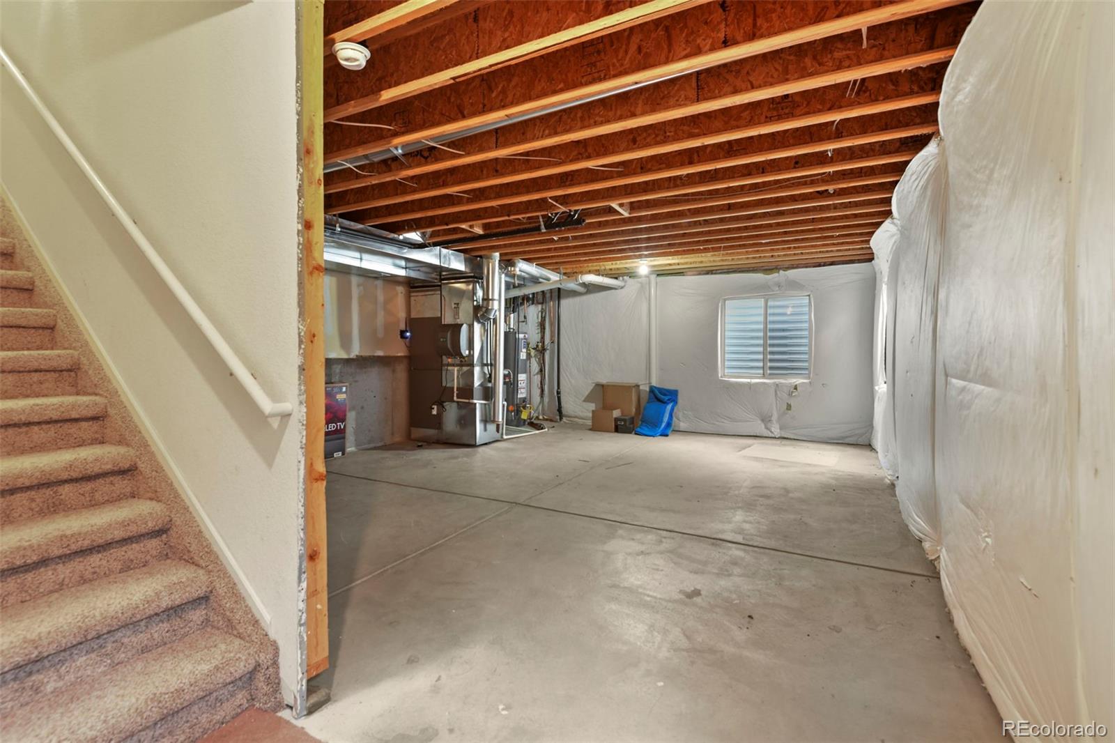 1058 Crenshaw Street